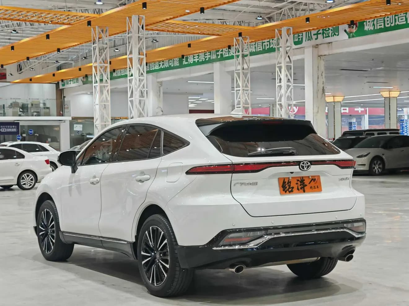 Toyota Venza 2023 г. 49083 км. — фото 5