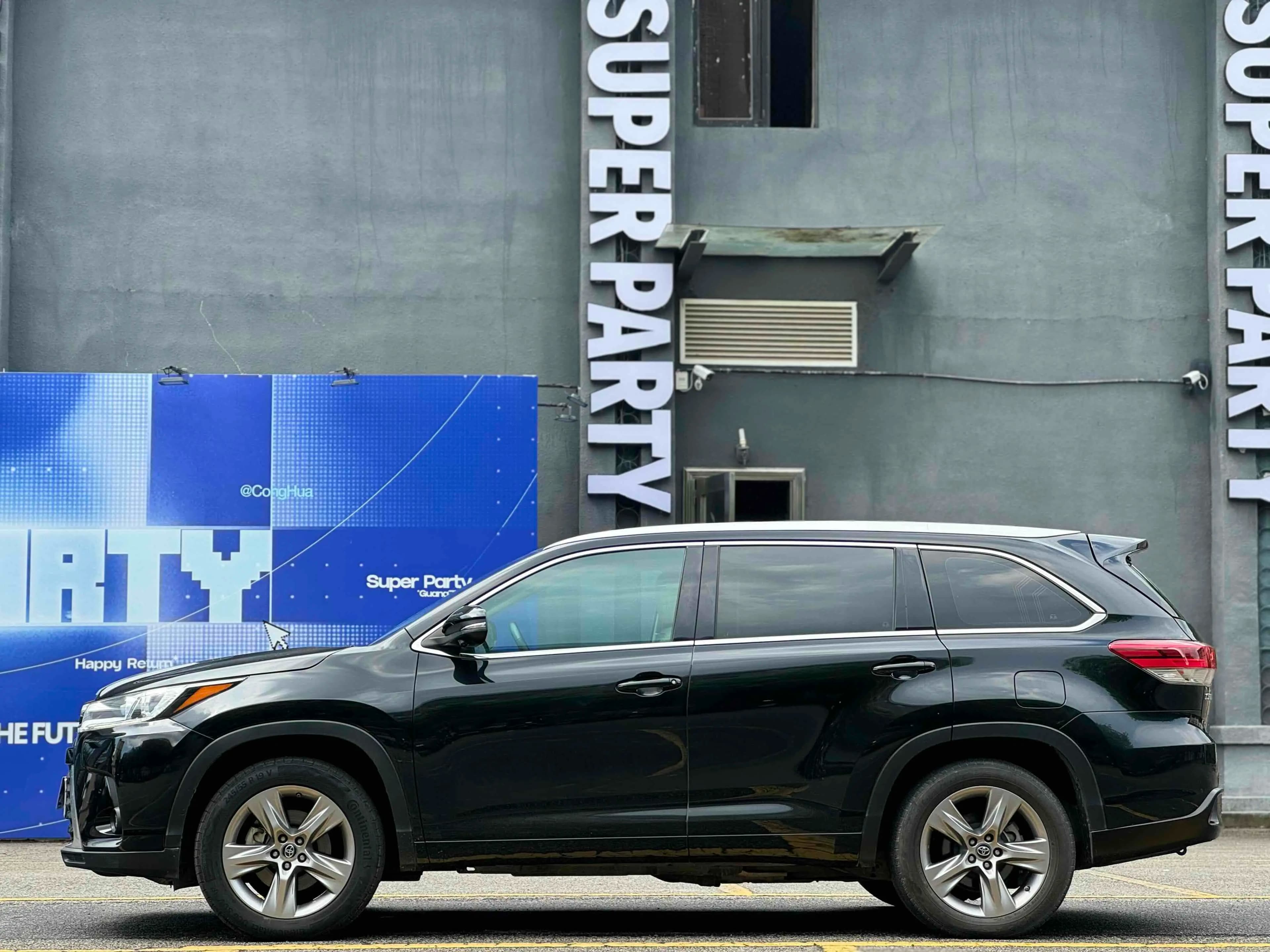 Toyota Highlander 2021 г. 77001 км. — фото 4