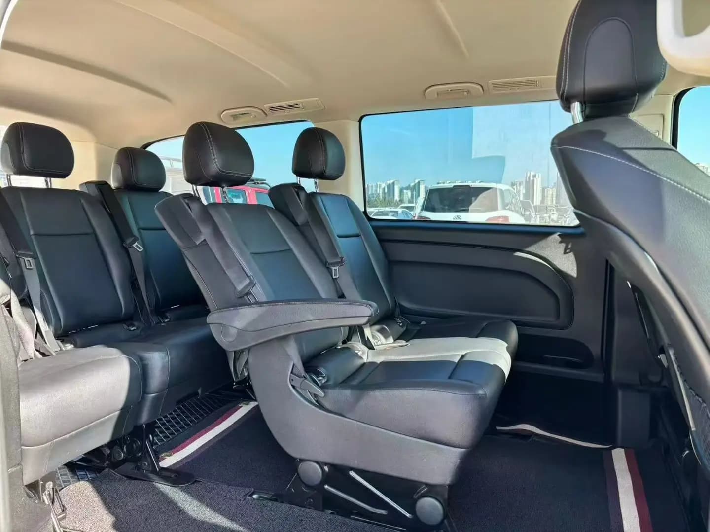 Mercedes-Benz Vito 2022 г. 70095 км. — фото 9