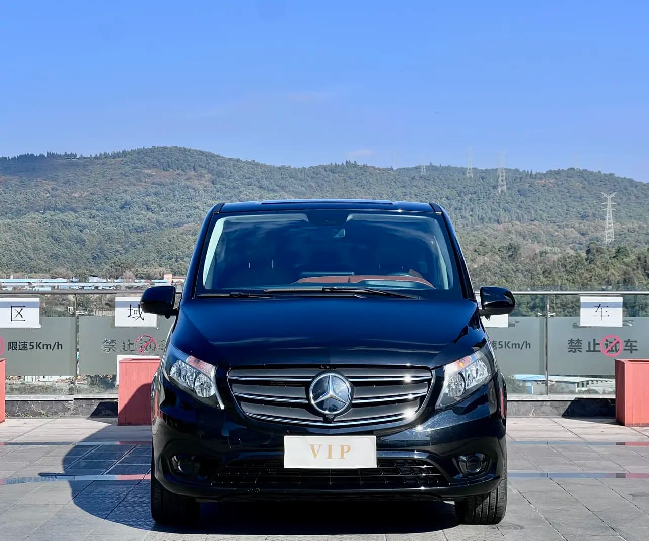 Mercedes-Benz Vito 2023 г. 61000 км. — фото 2