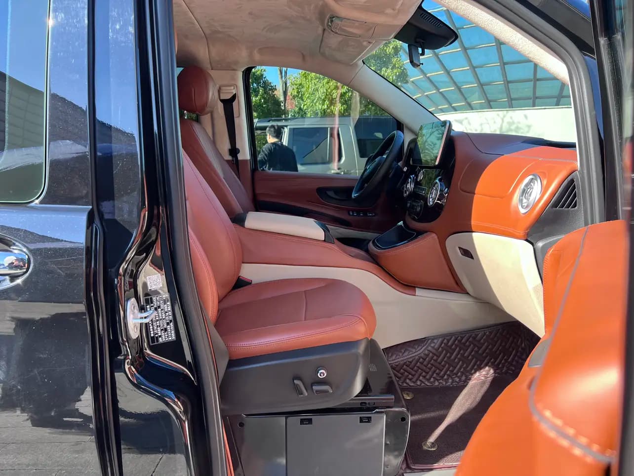 Mercedes-Benz Vito 2023 г. 61000 км. — фото 22