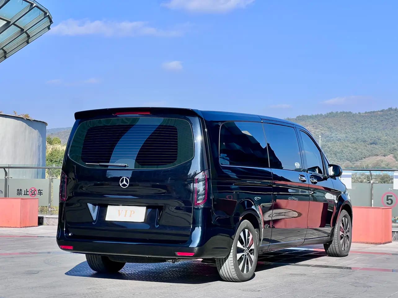 Mercedes-Benz Vito 2023 г. 61000 км. — фото 7