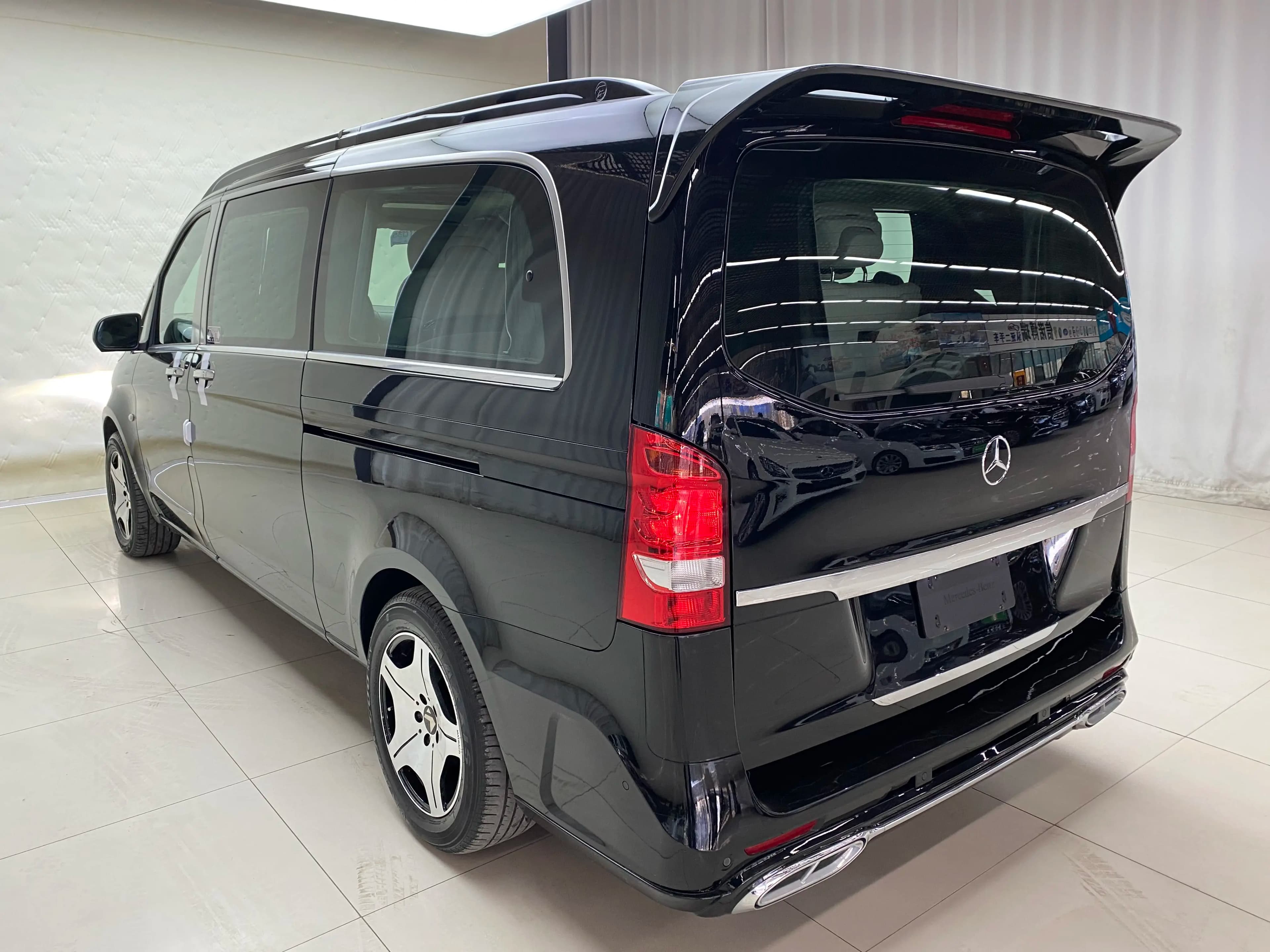 Mercedes-Benz Vito 2023 г. 33000 км. — фото 4