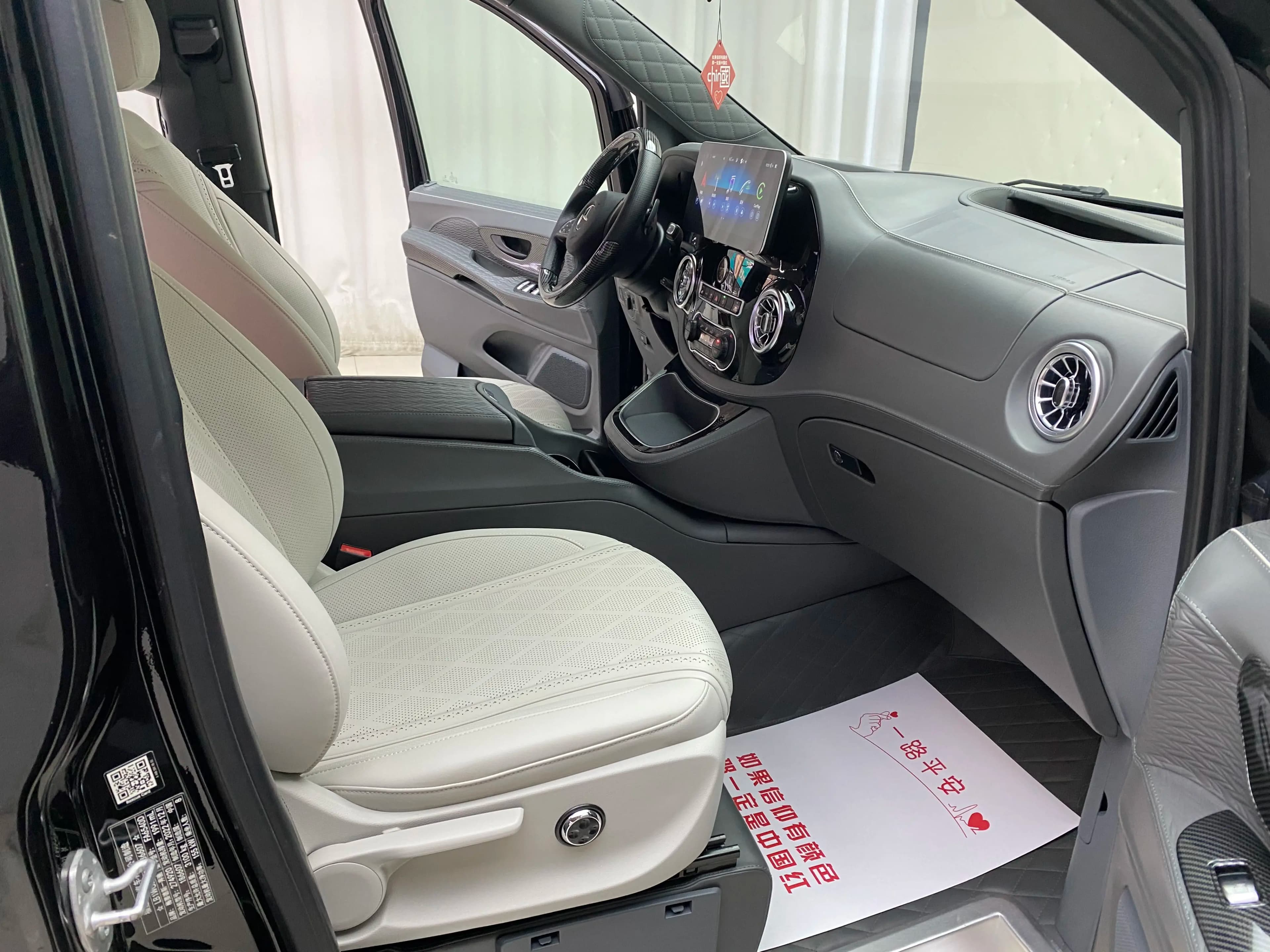 Mercedes-Benz Vito 2023 г. 33000 км. — фото 7