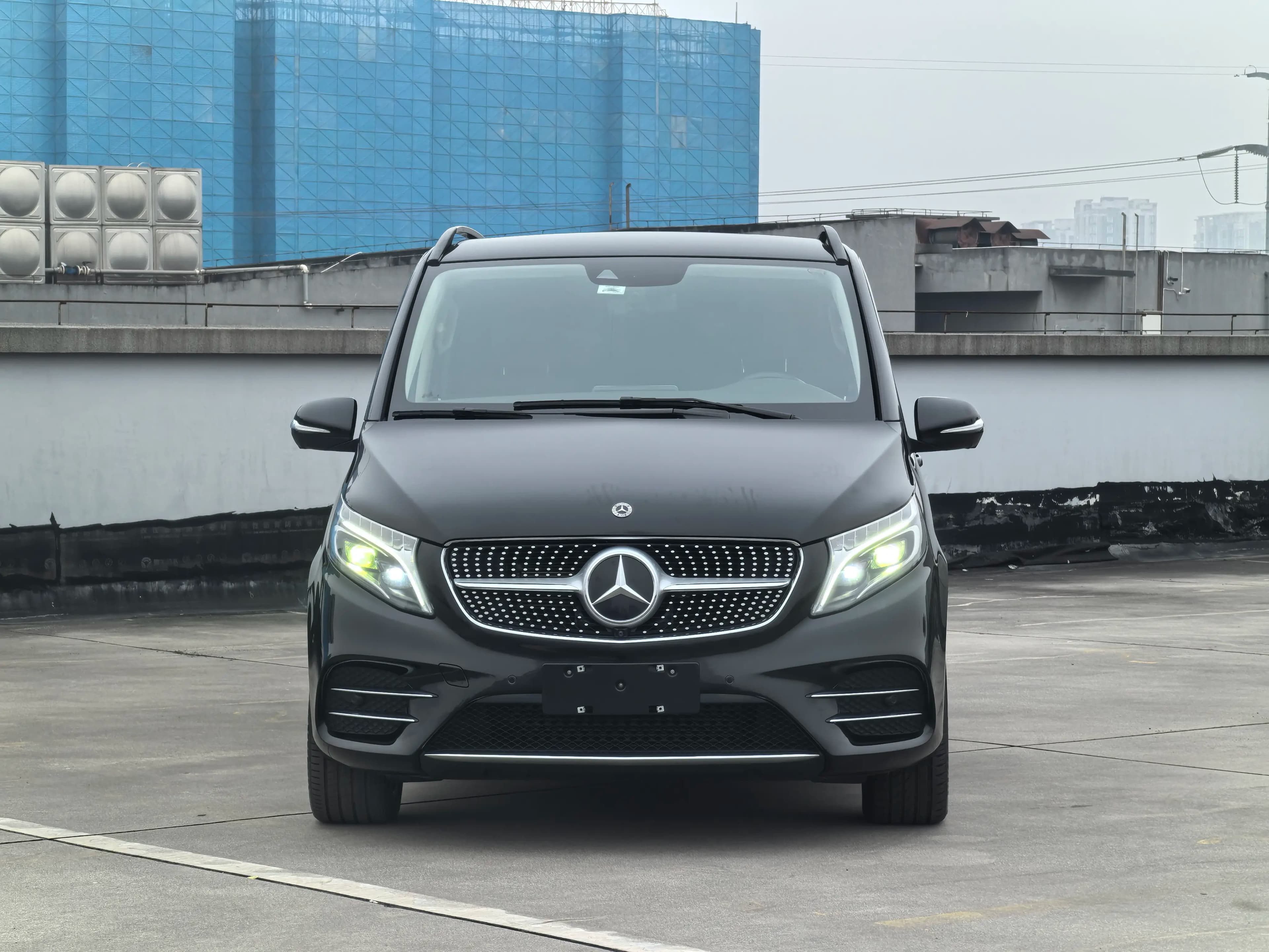 Mercedes-Benz Mercedes Benz V Class 2022 г. 91706 км. — фото 2