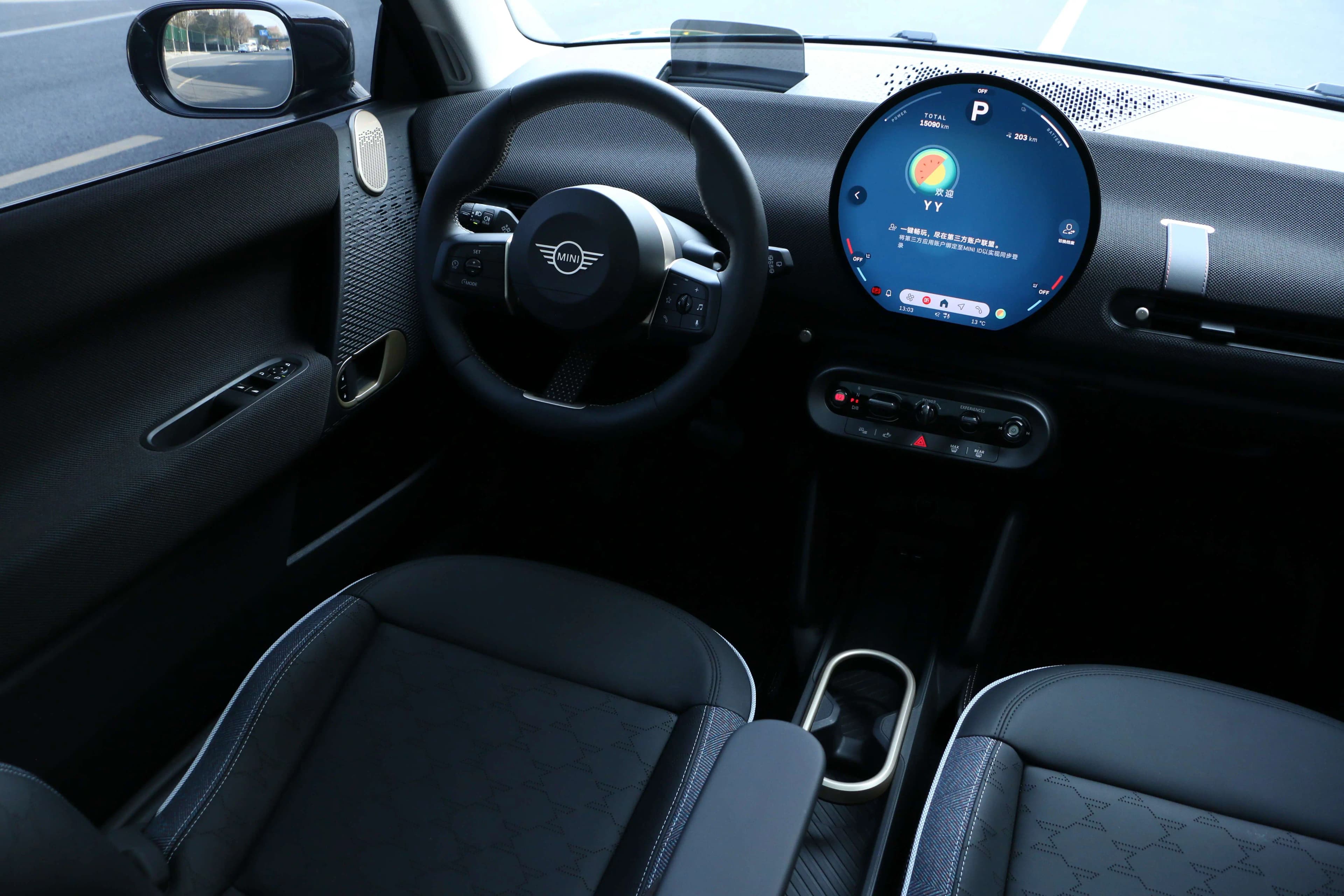 MINI ELECTRIC  COOPER 2025 г. 15015 км. — фото 15