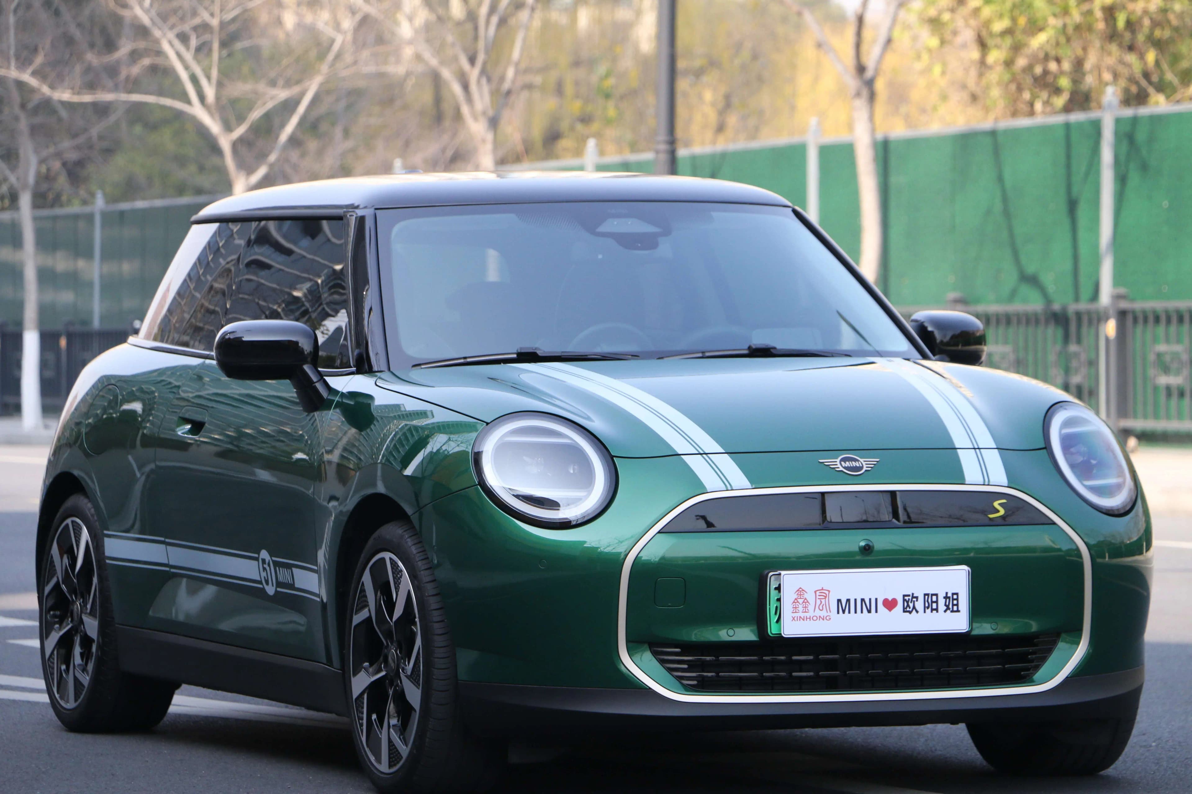 MINI ELECTRIC  COOPER 2025 г. 15015 км. — фото 3
