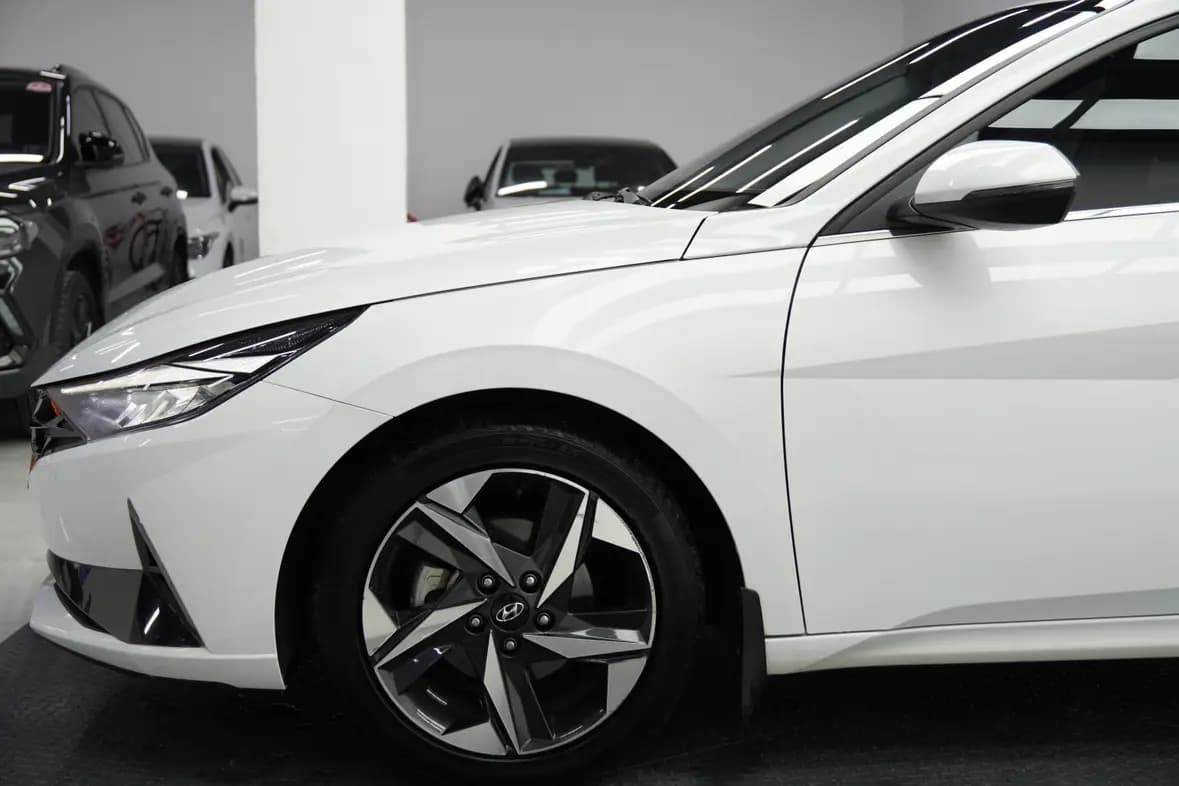 Hyundai Elantra 2022 г. 36000 км. — фото 8