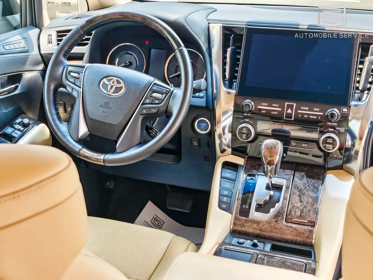 Toyota Alphard 2022 г. 64014 км. — фото 8