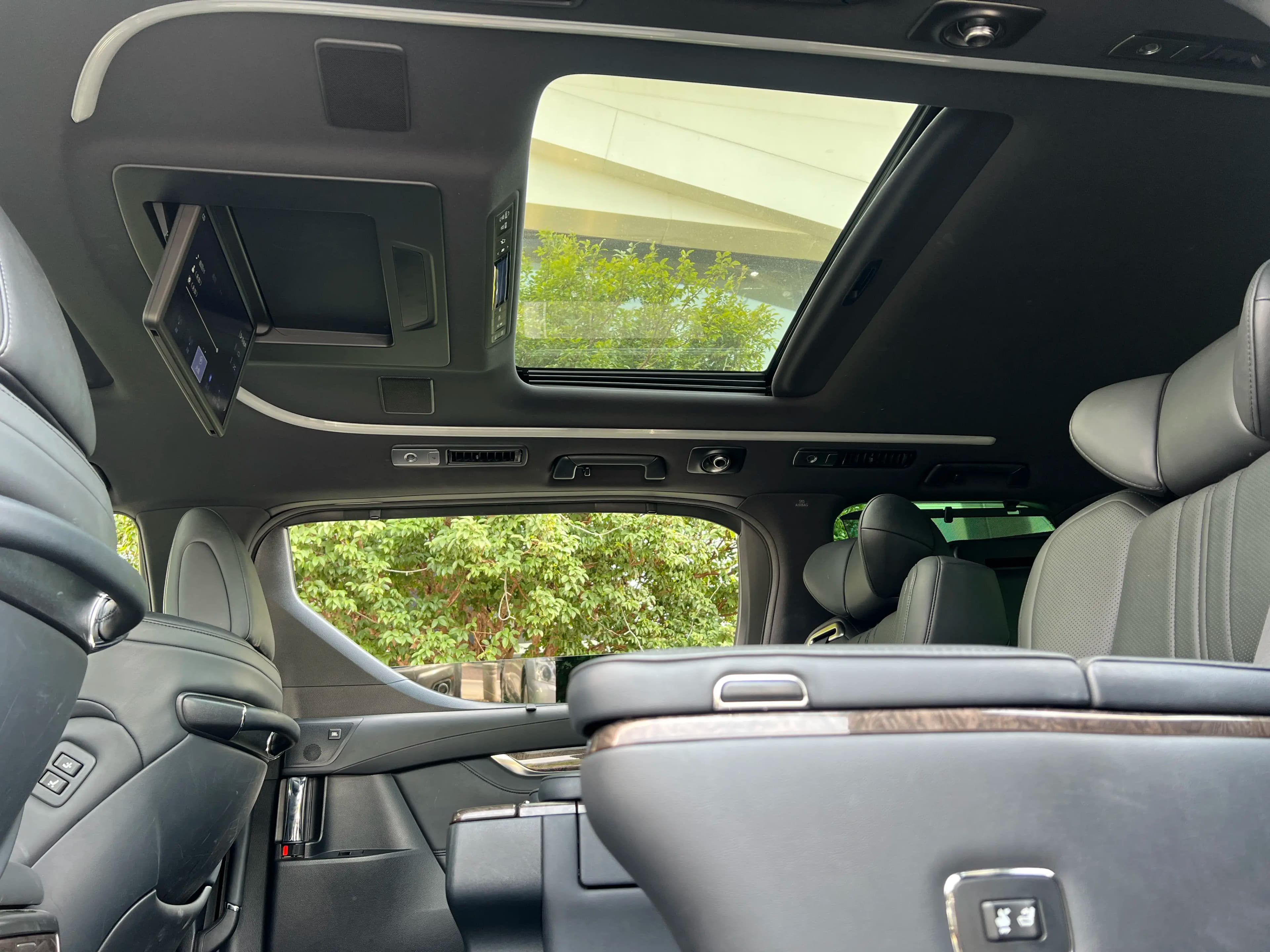 Toyota Alphard 2021 г. 36016 км. — фото 3