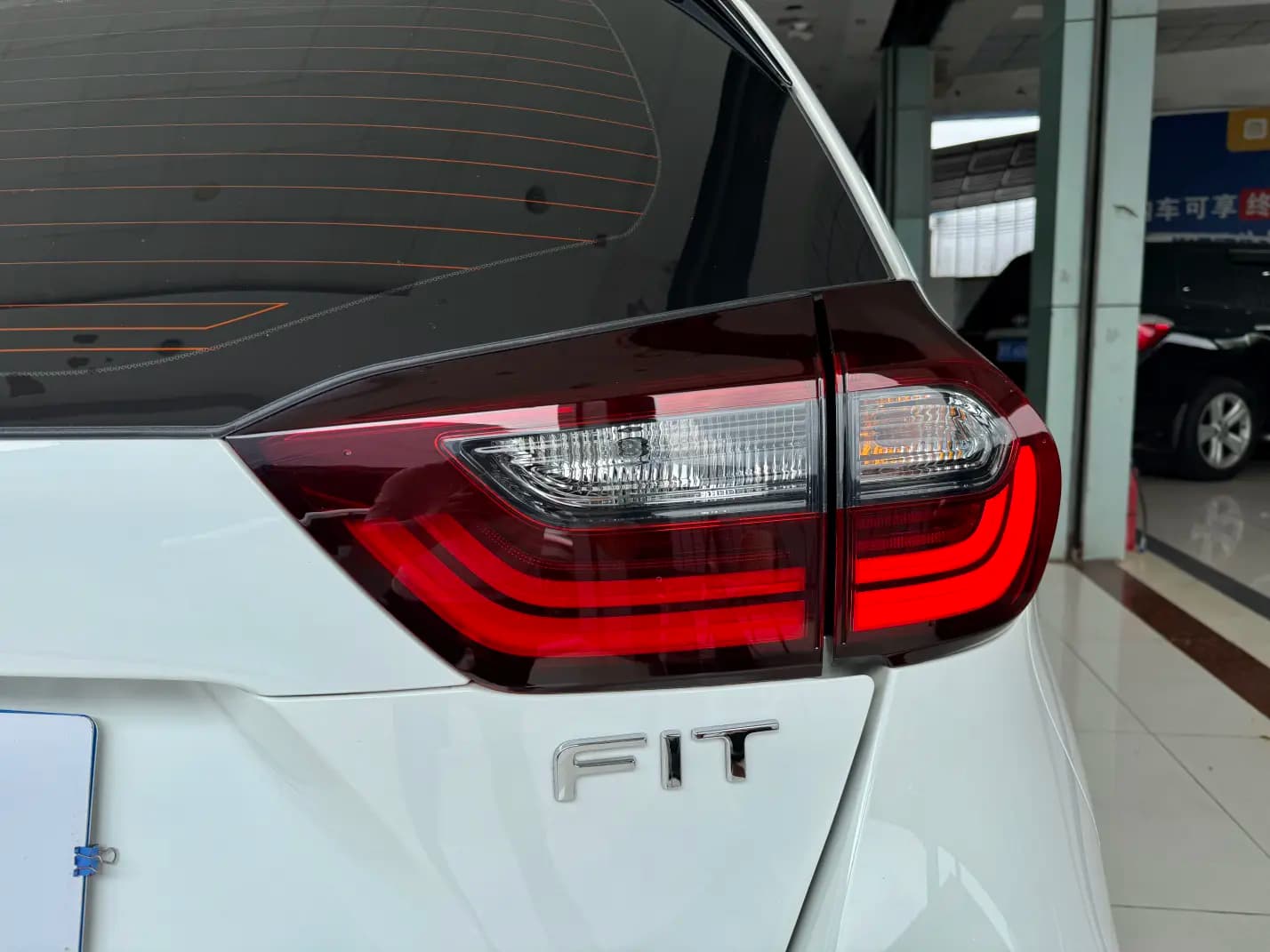 Honda Fit 2023 г. 39106 км. — фото 11
