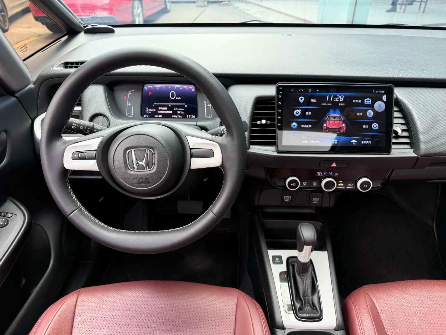 Honda Fit 2023 г. 39106 км. — фото 17