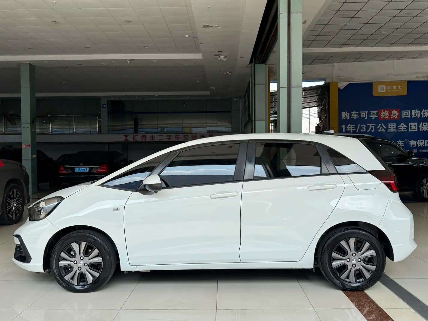 Honda Fit 2023 г. 39106 км. — фото 4