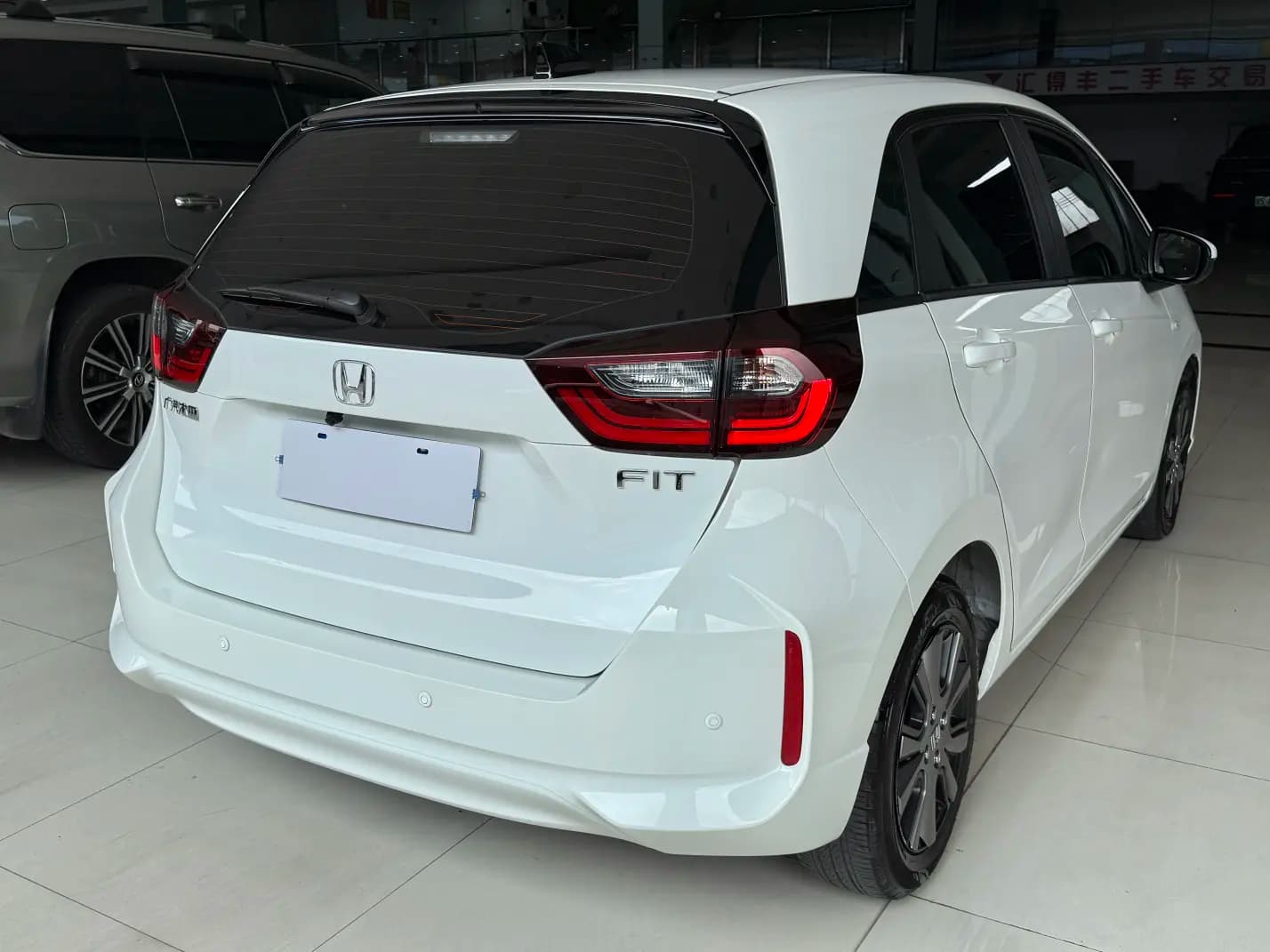 Honda Fit 2023 г. 39106 км. — фото 7