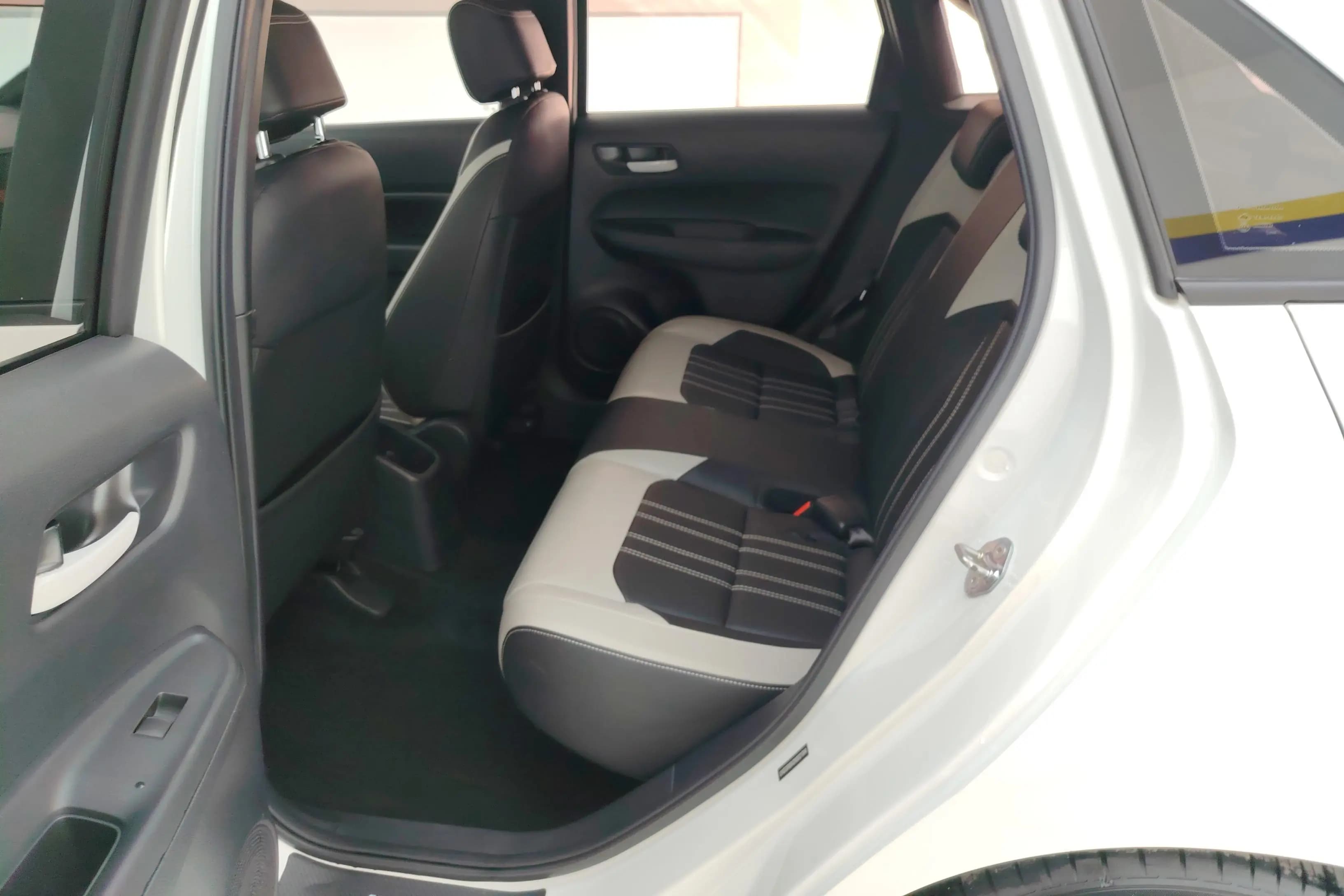 Honda Fit 2022 г. 36007 км. — фото 16