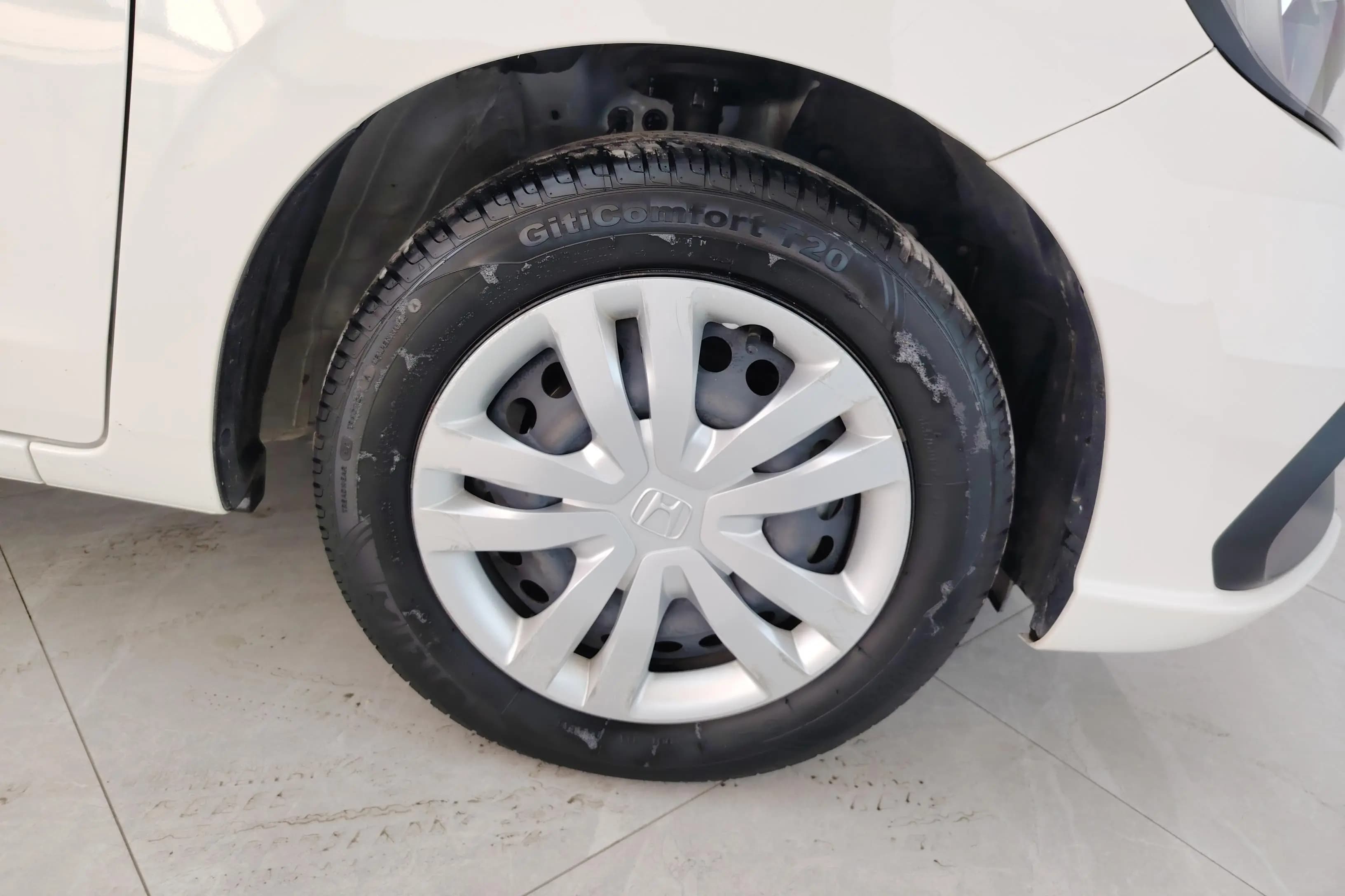 Honda Fit 2022 г. 36007 км. — фото 10