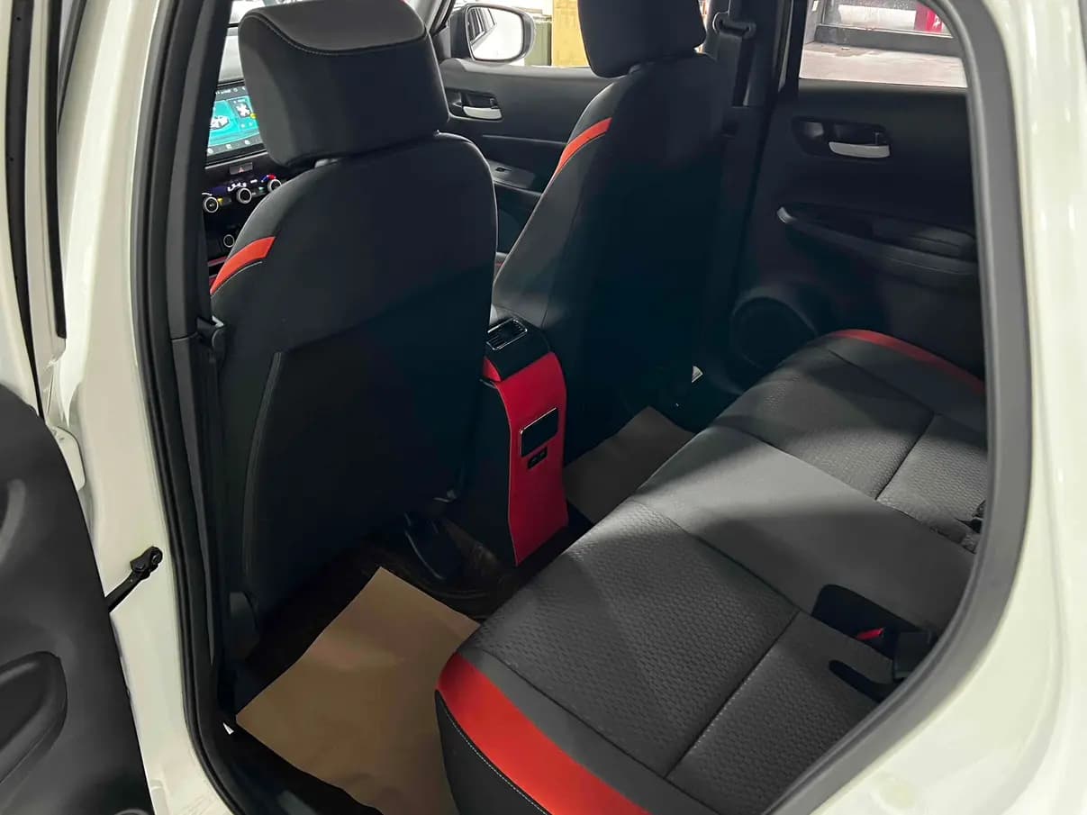 Honda Fit 2022 г. 10108 км. — фото 14