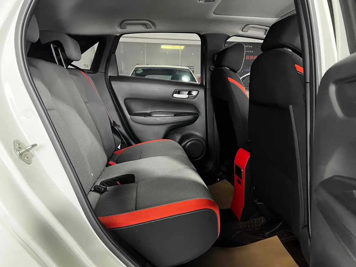 Honda Fit 2022 г. 10108 км. — фото 16