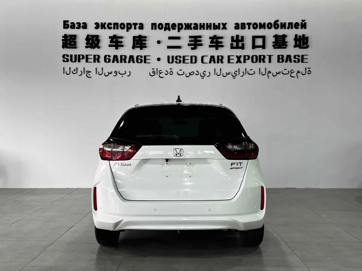 Honda Fit 2022 г. 10108 км. — фото 5