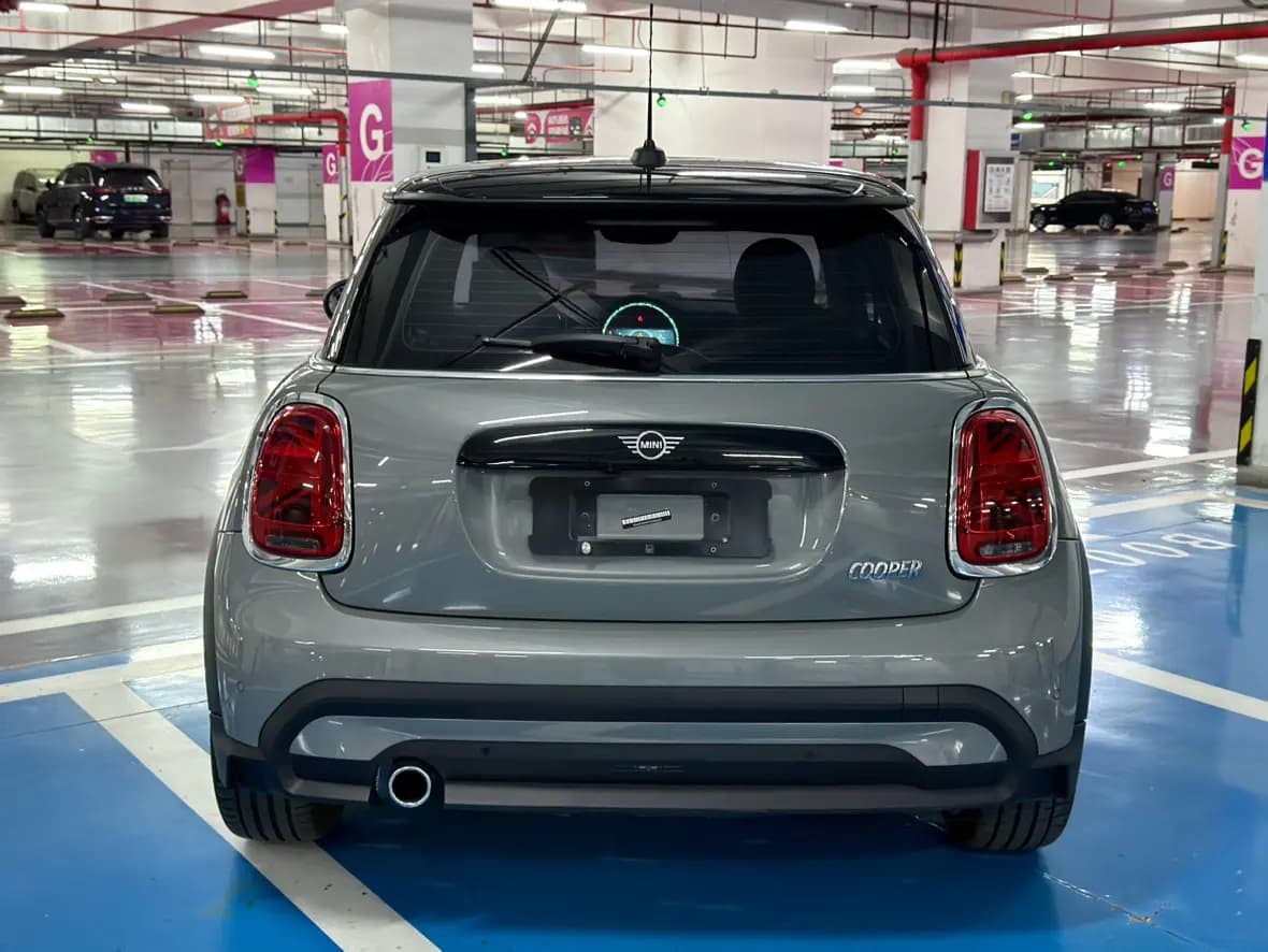 MINI  2022 г. 20146 км. — фото 5