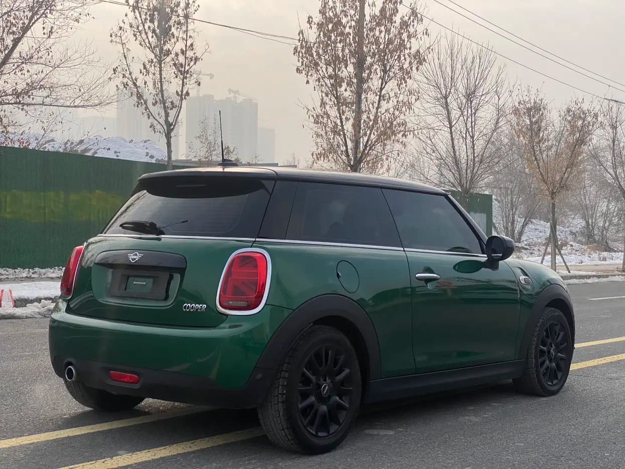 MINI  2021 г. 29145 км. — фото 5