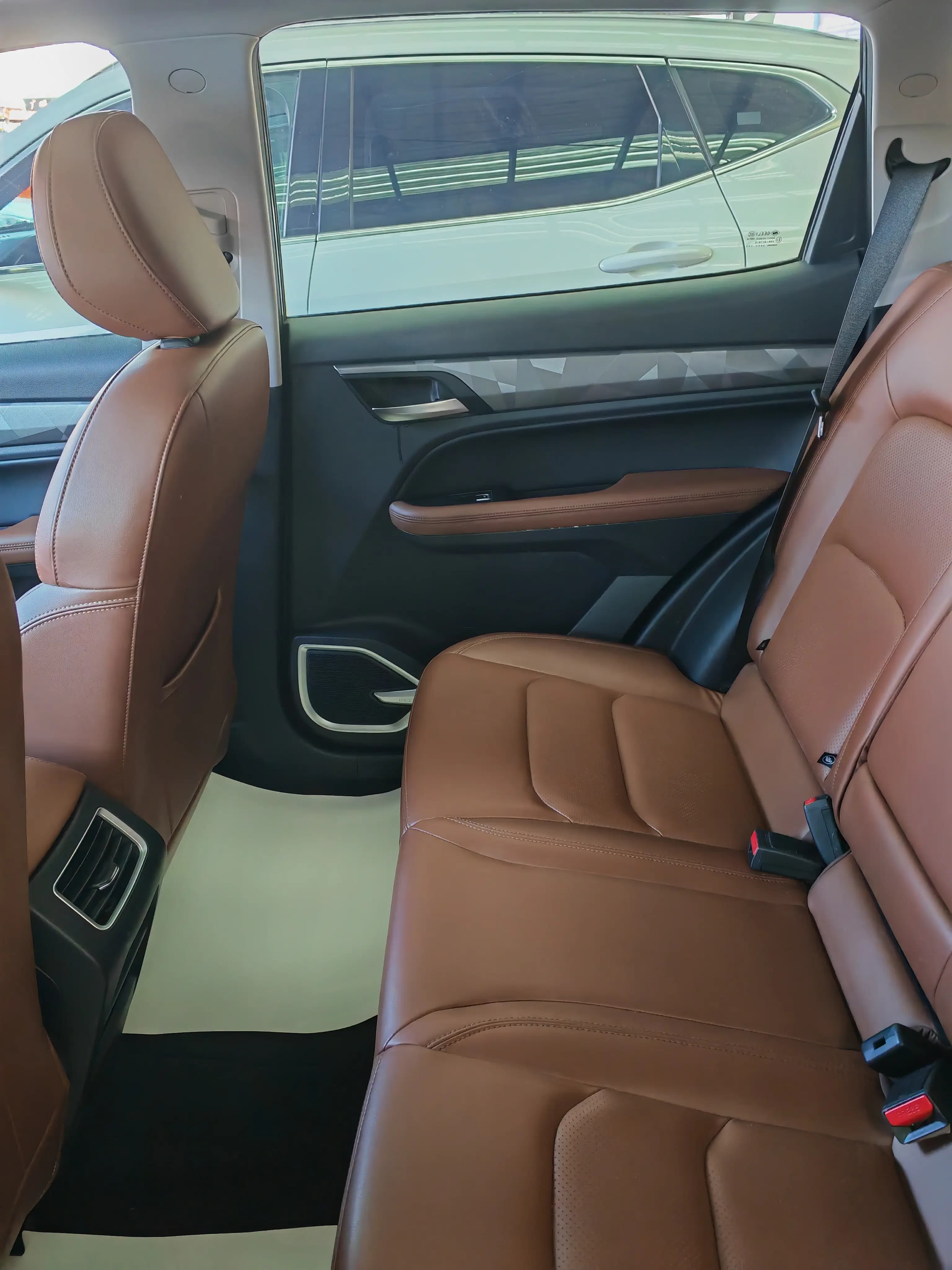 Geely Vision X6 2023 г. 24054 км. — фото 15