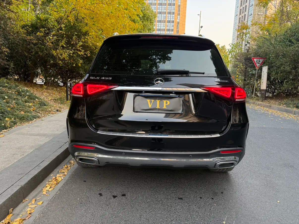 Mercedes-Benz GLE 2023 г. 64067 км. — фото 3