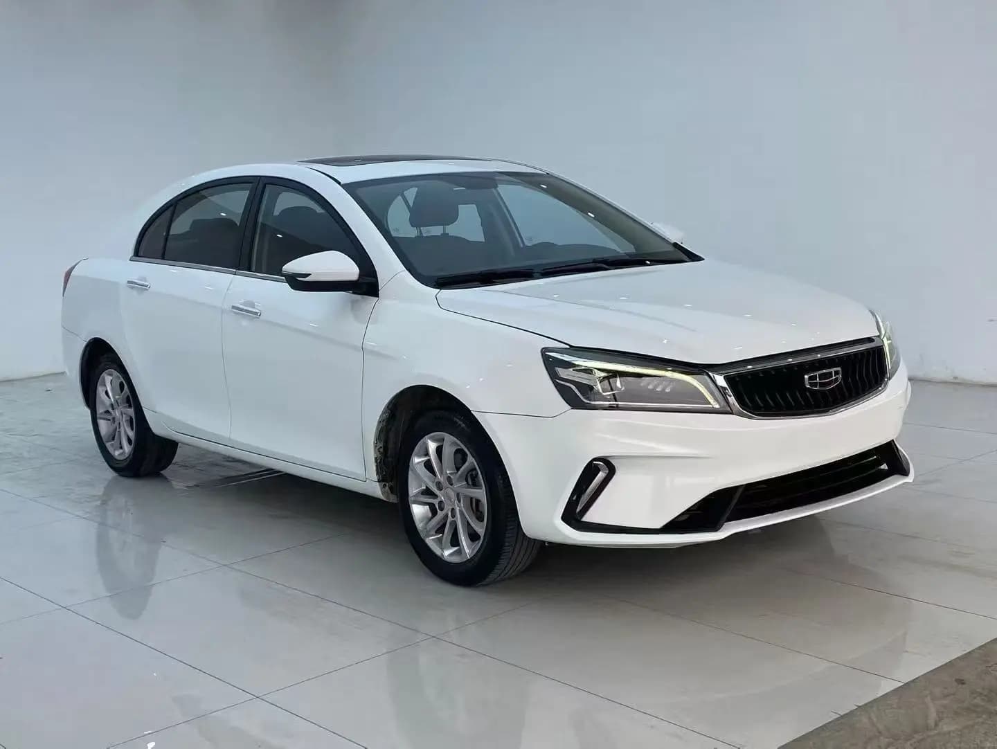 Geely Emgrand 2021 г. 61120 км. — фото 3
