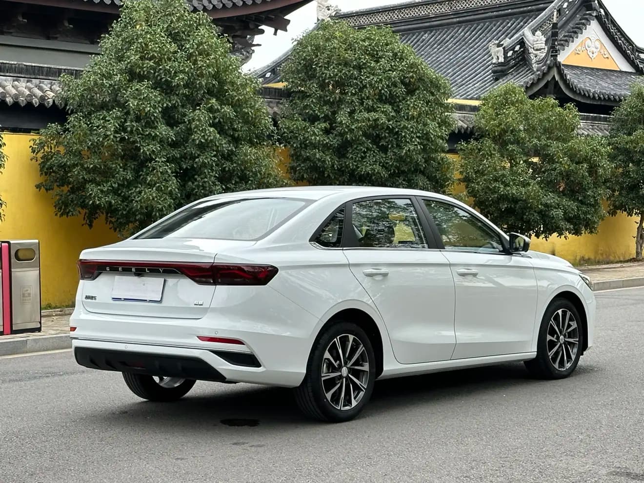 Geely Emgrand 2024 г. 3324 км. — фото 7