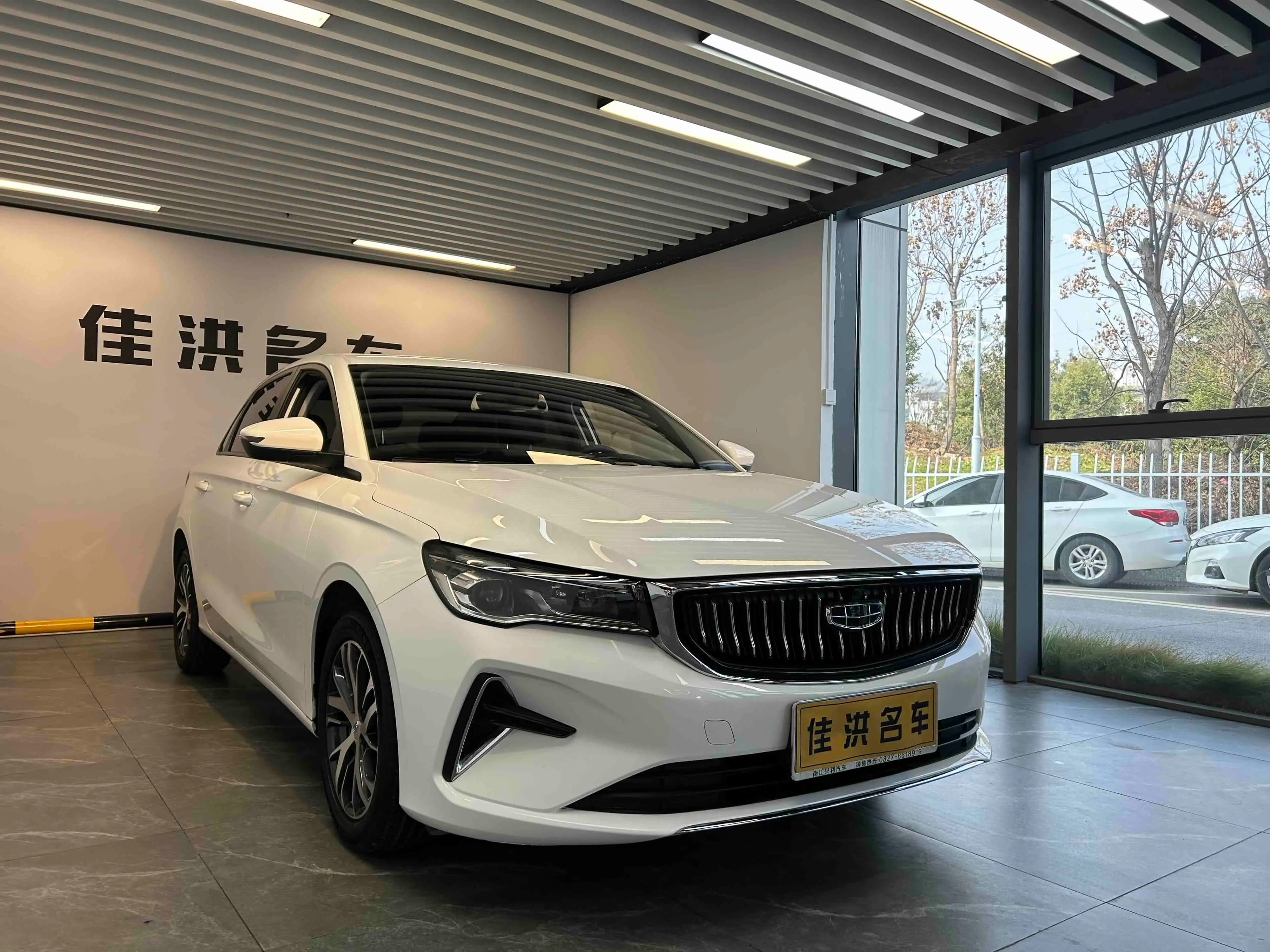 Geely Emgrand 2023 г. 15125 км. — фото 2