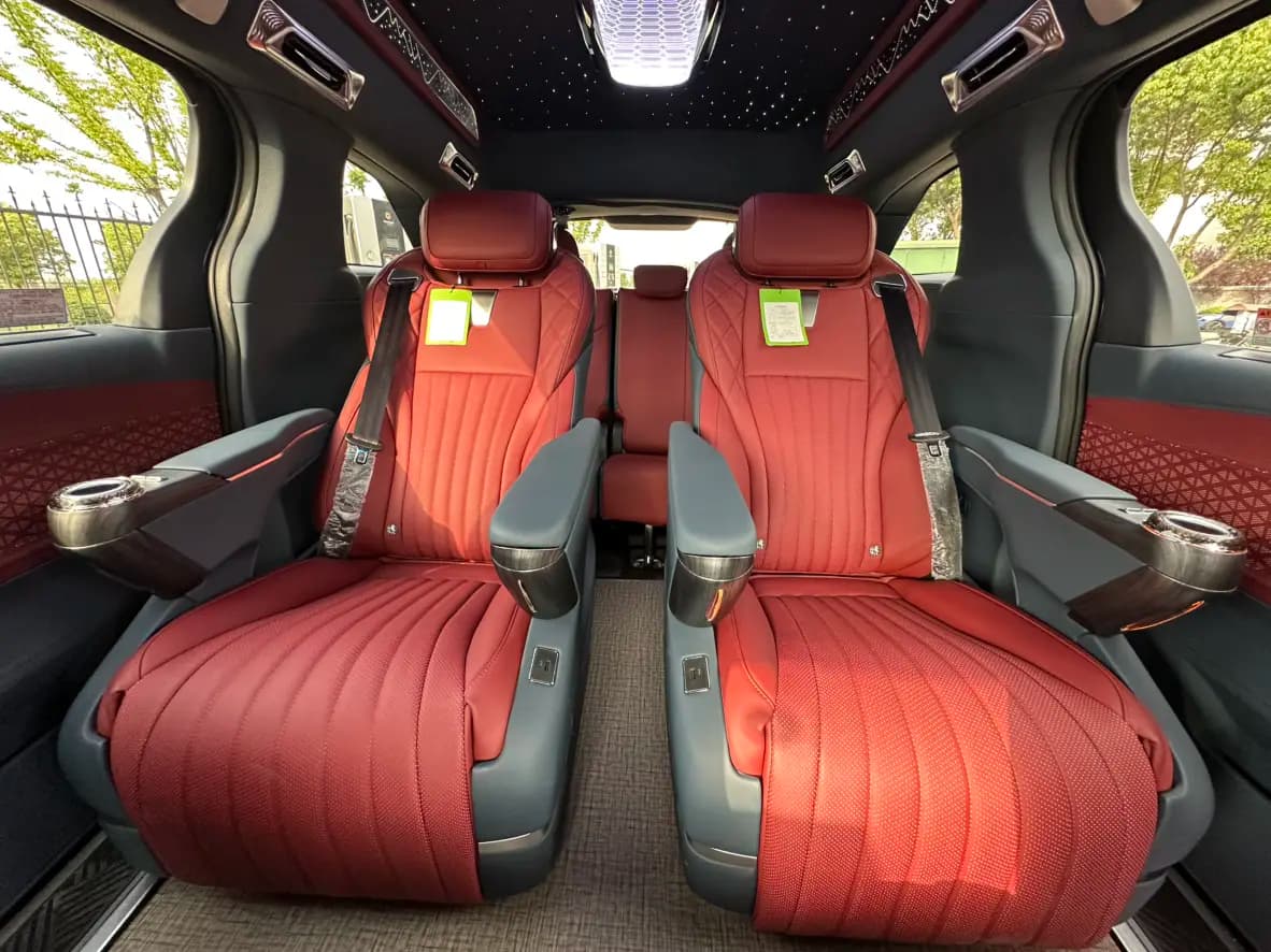 Toyota Granvia 2025 г. 3023 км. — фото 15