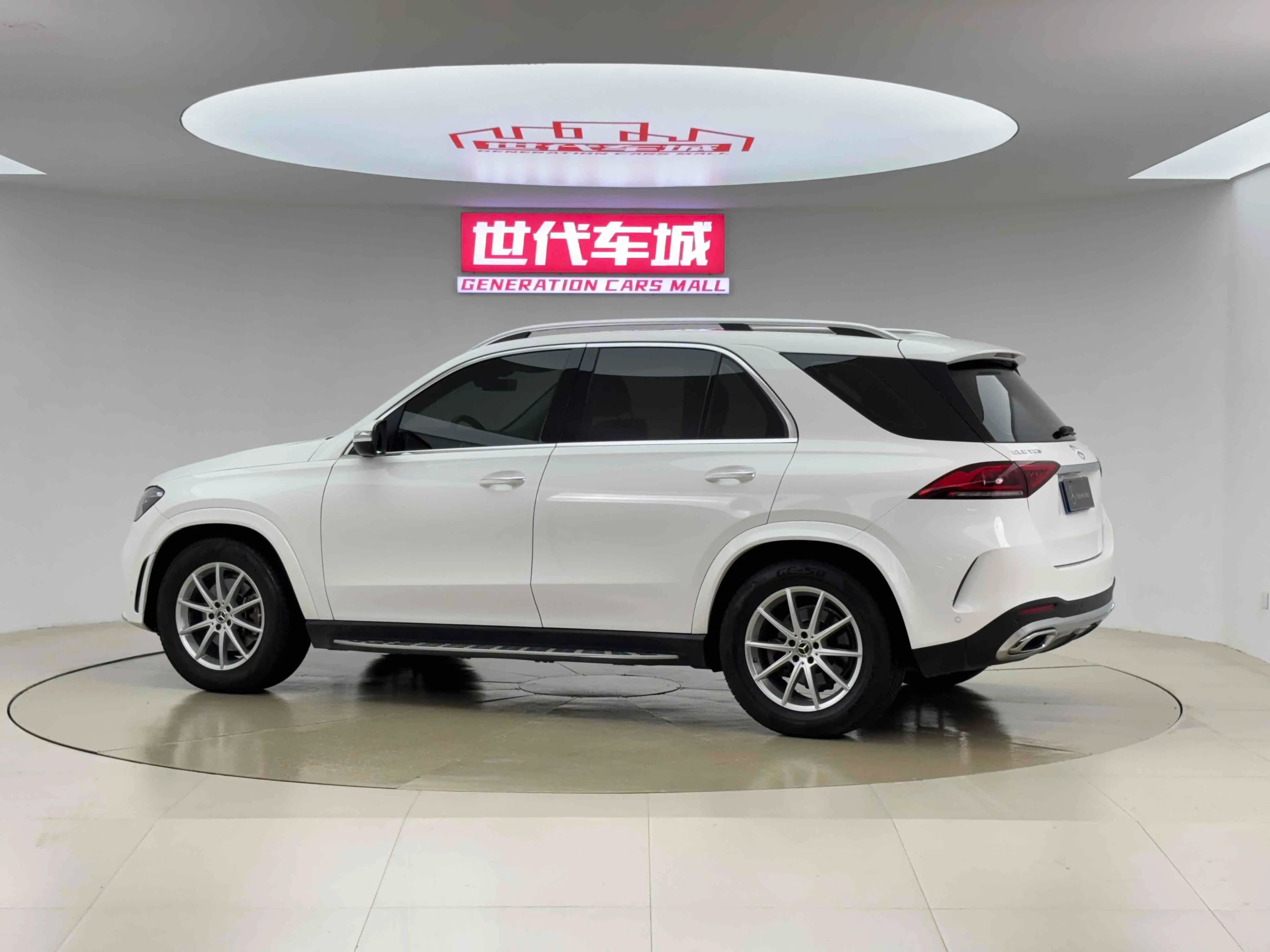 Mercedes-Benz GLE 2021 г. 140049 км. — фото 4