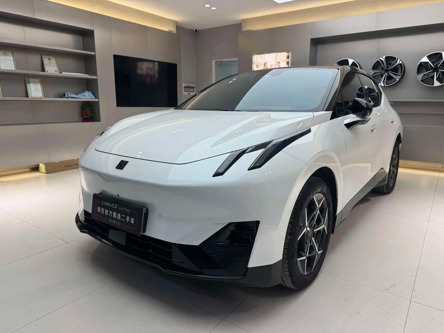 Lynk & Co Z20 2025 г. 12061 км.
