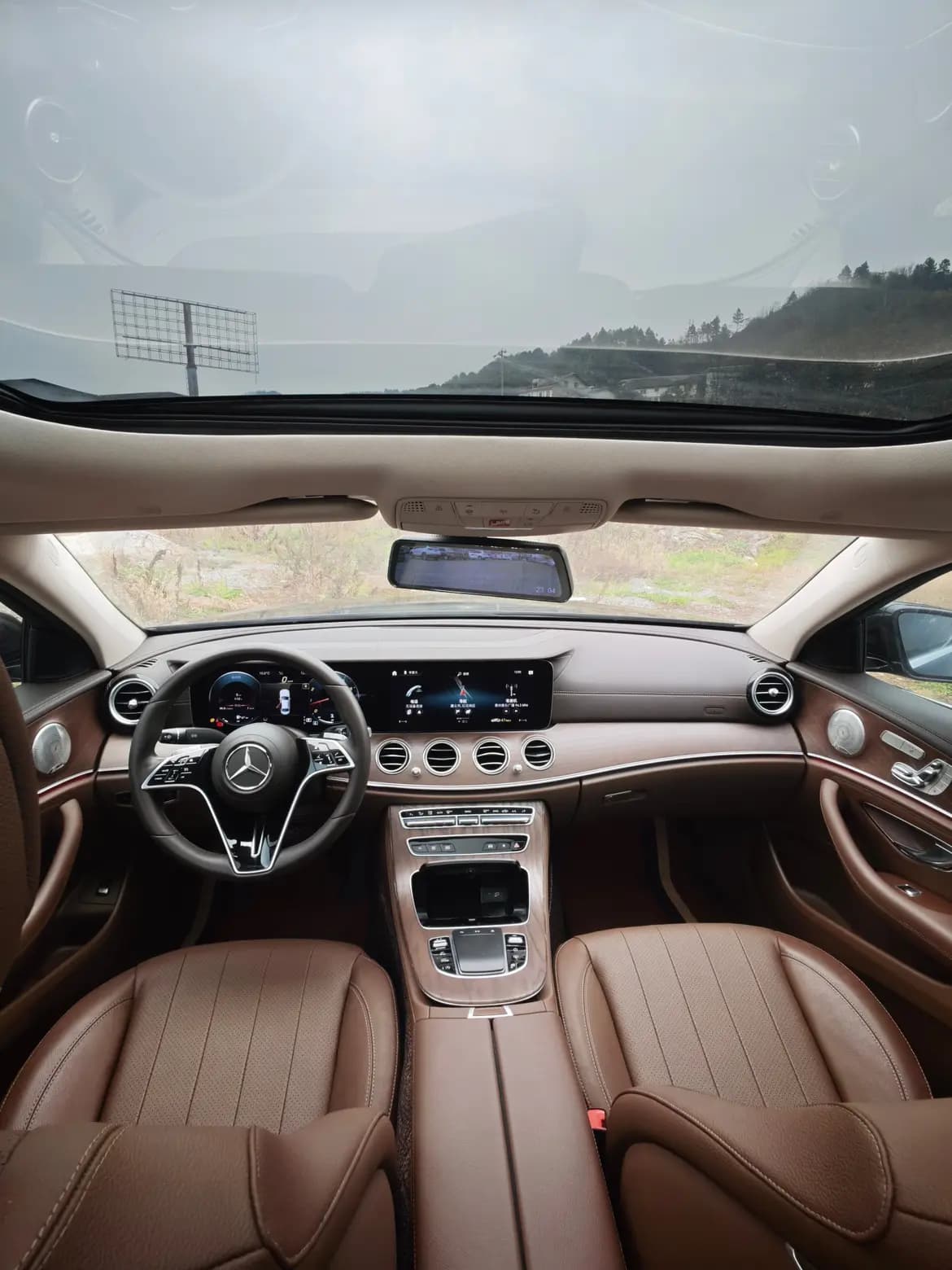 Mercedes-Benz E-Class 2022 г. 80049 км. — фото 17