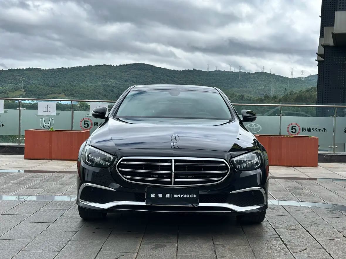 Mercedes-Benz E-Class 2023 г. 57109 км. — фото 2
