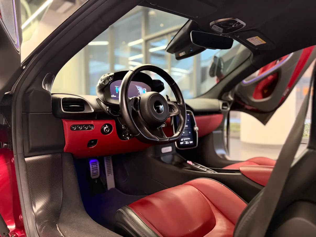 McLaren Artura 2023 г. 12123 км. — фото 8