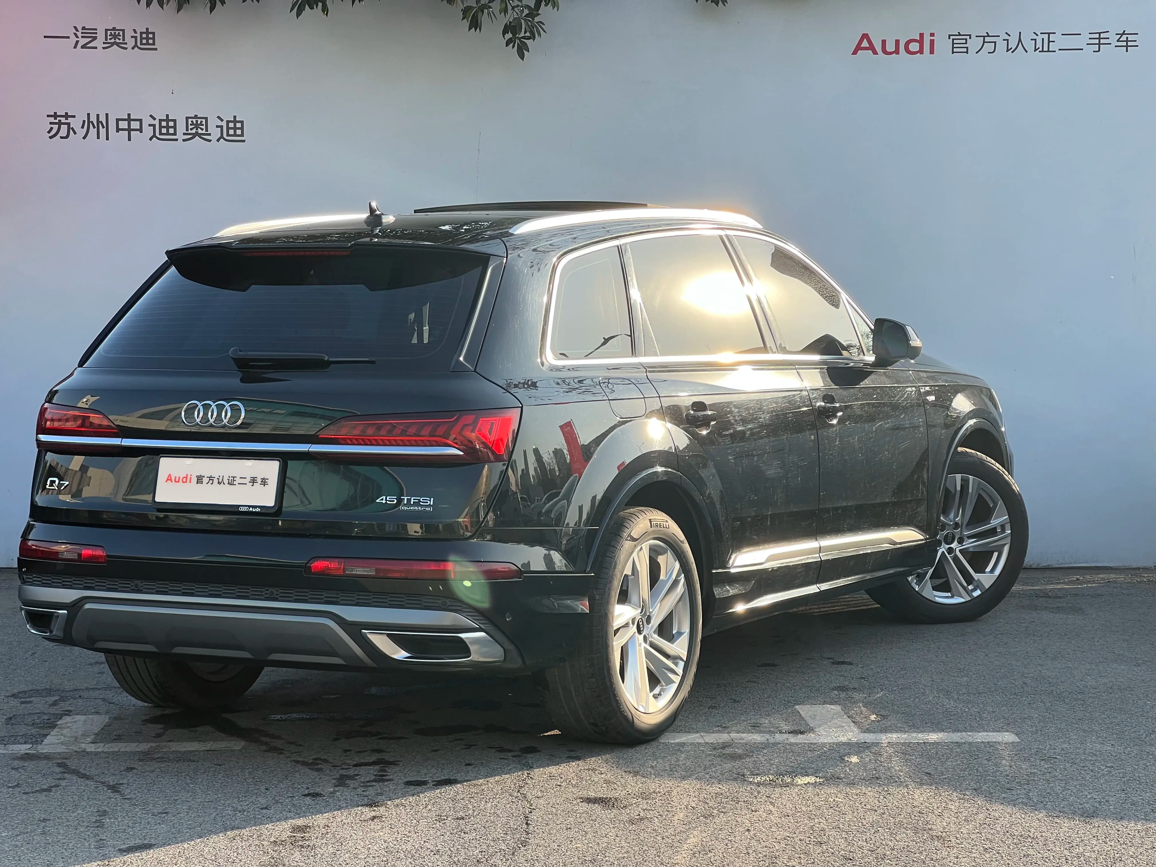 Audi Q7 2023 г. 23041 км. — фото 3