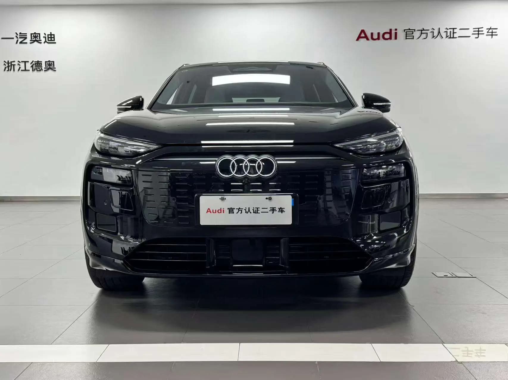 Audi Q6L e-tron 2025 г. 7136 км. — фото 2
