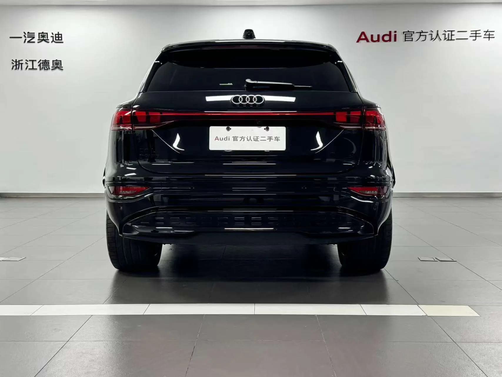 Audi Q6L e-tron 2025 г. 7136 км. — фото 3