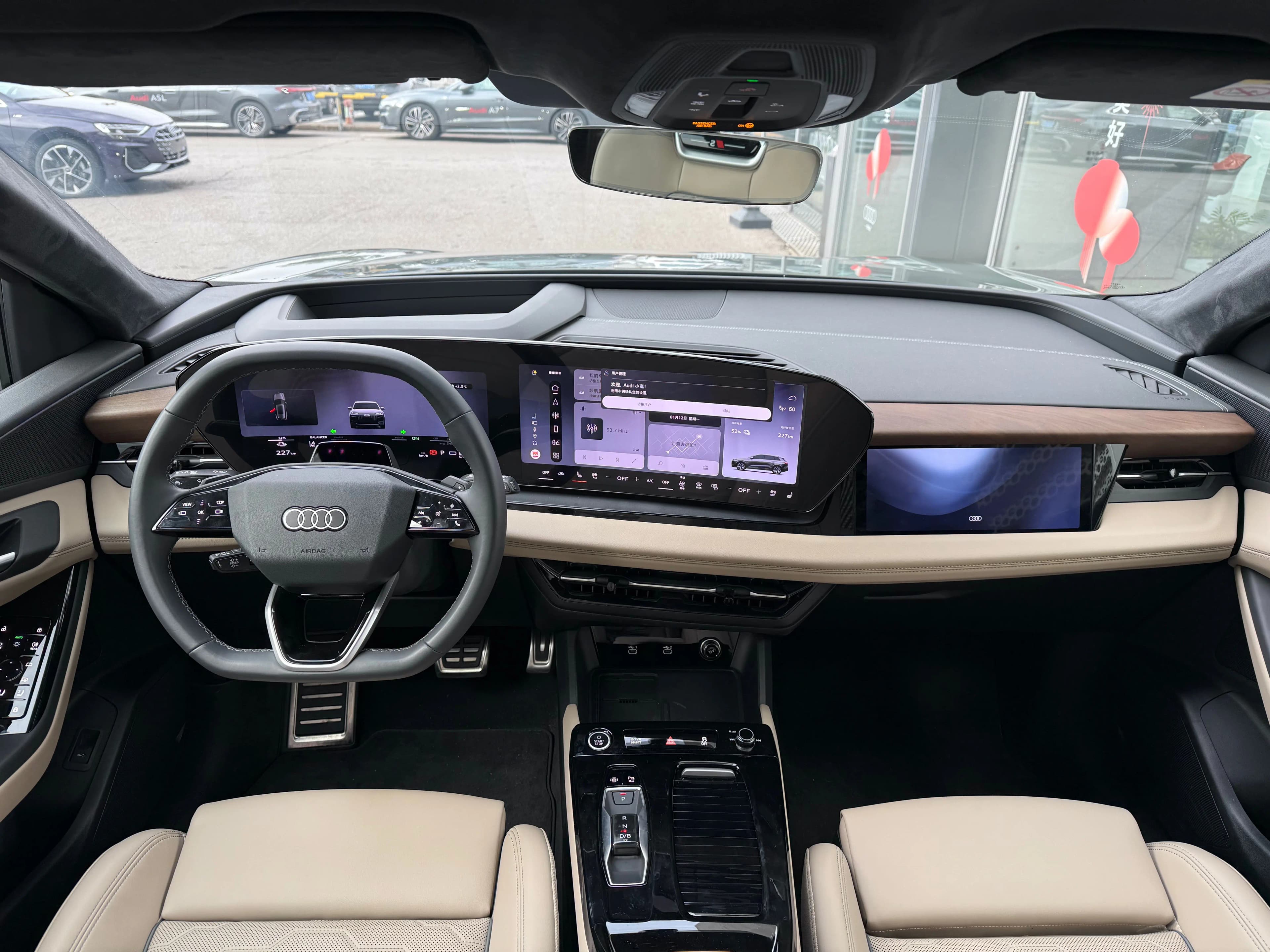Audi Q6L e-tron 2025 г. 4037 км. — фото 7