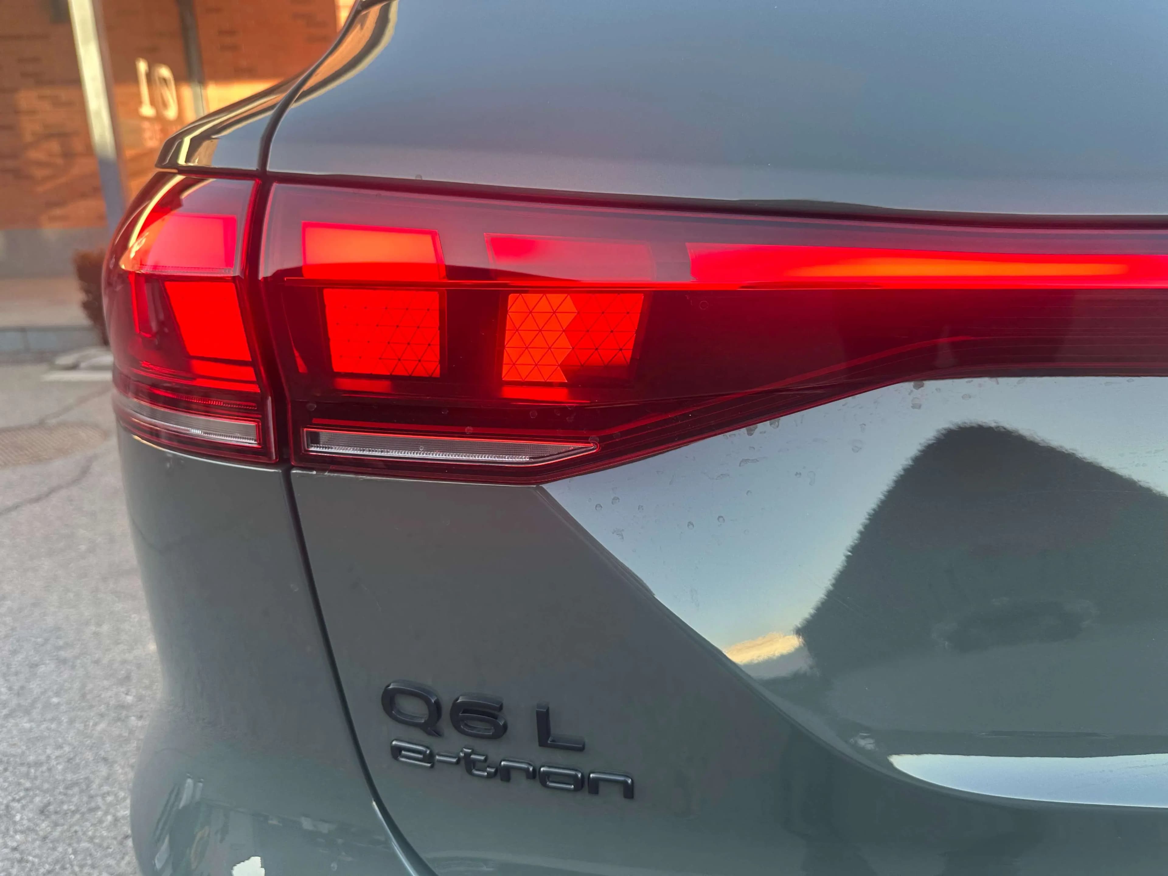 Audi Q6L e-tron 2025 г. 5538 км. — фото 7