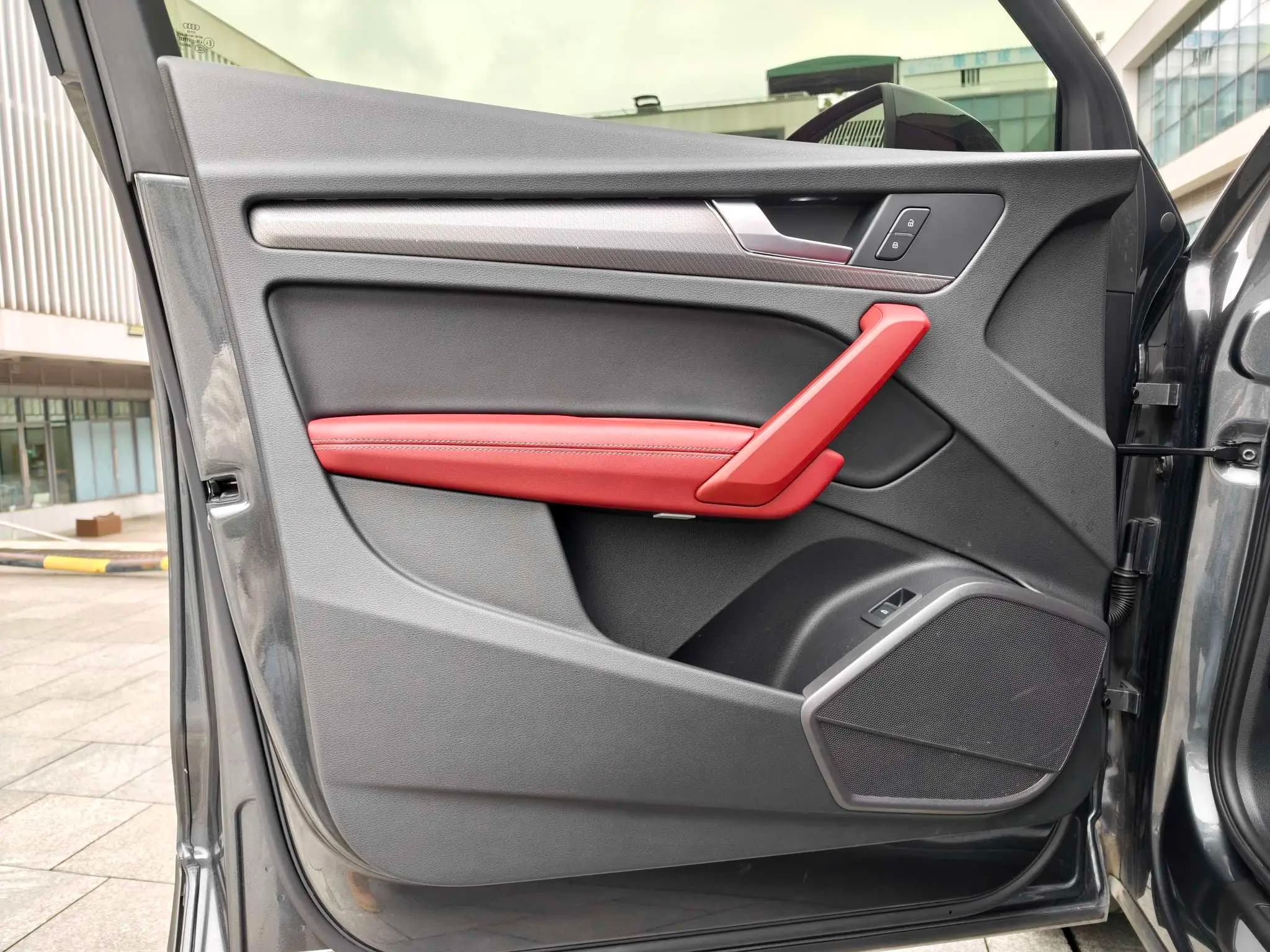 Audi Q5L 2022 г. 83080 км. — фото 4