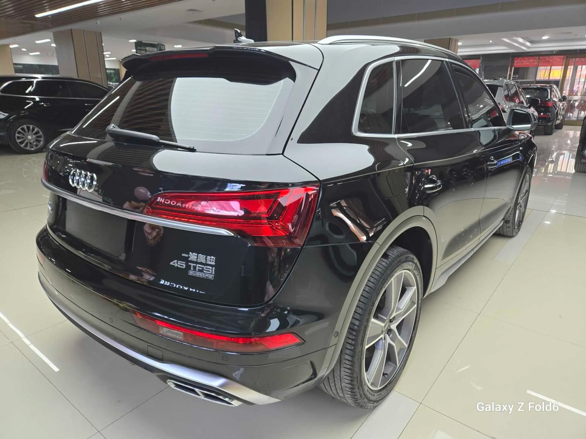 Audi Q5L 2023 г. 36029 км. — фото 6