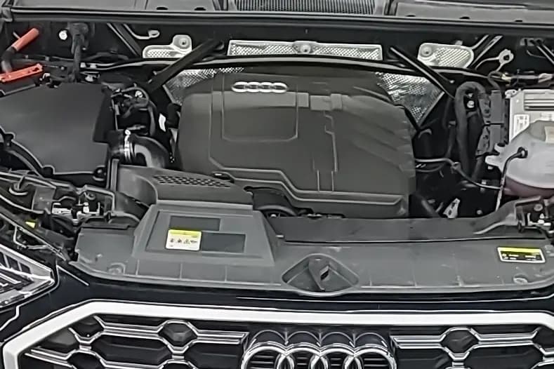 Audi Q5L 2023 г. 50028 км. — фото 3