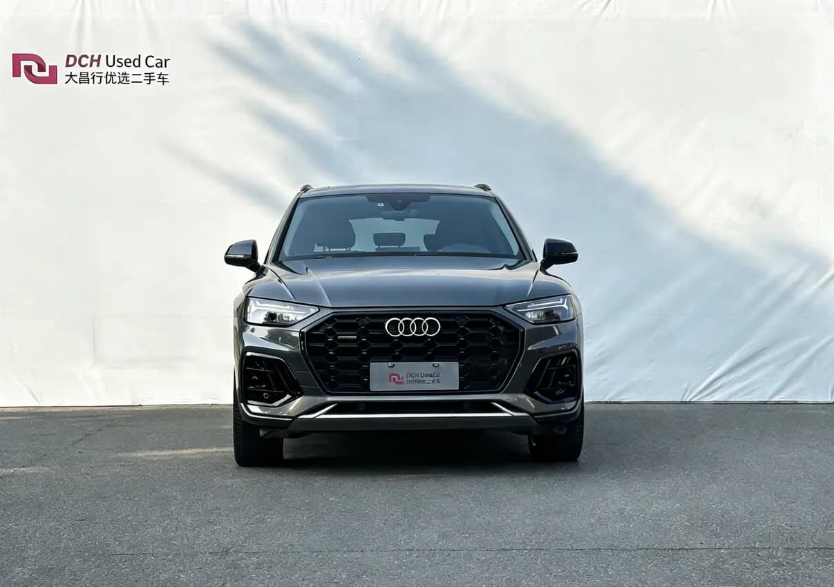 Audi Q5L 2022 г. 77027 км. — фото 2