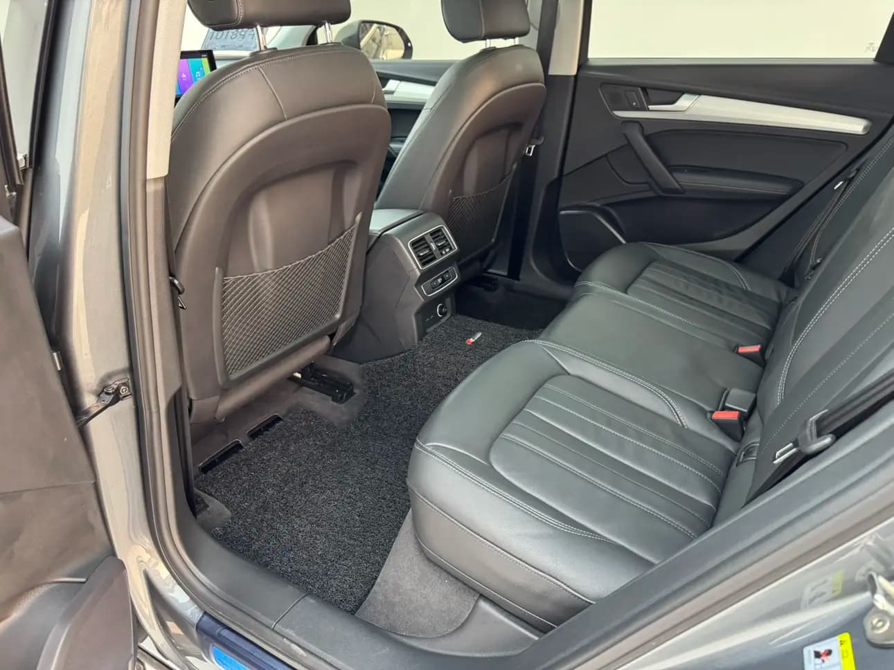 Audi Q5L 2021 г. 136067 км. — фото 15