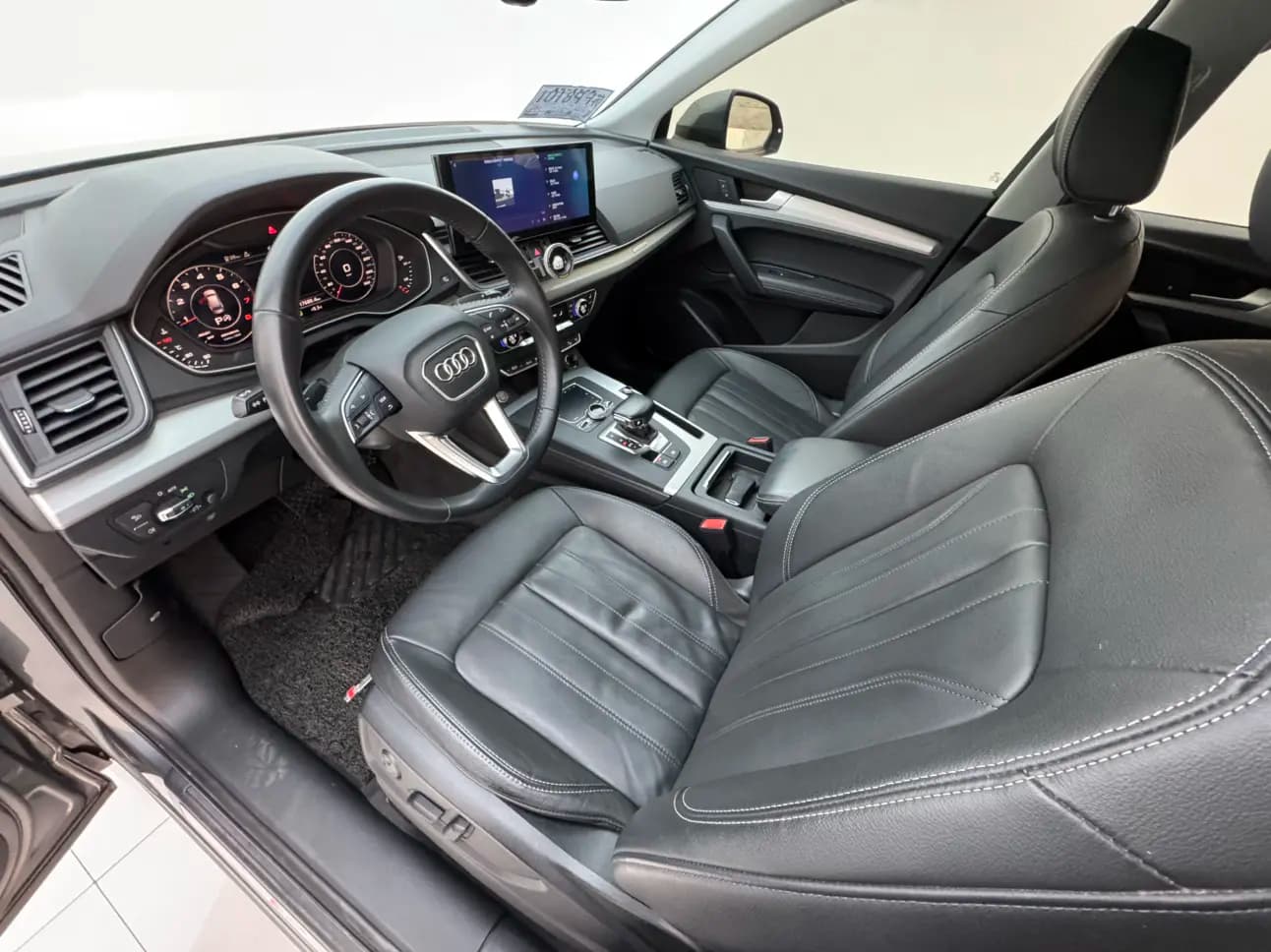 Audi Q5L 2021 г. 136067 км. — фото 19