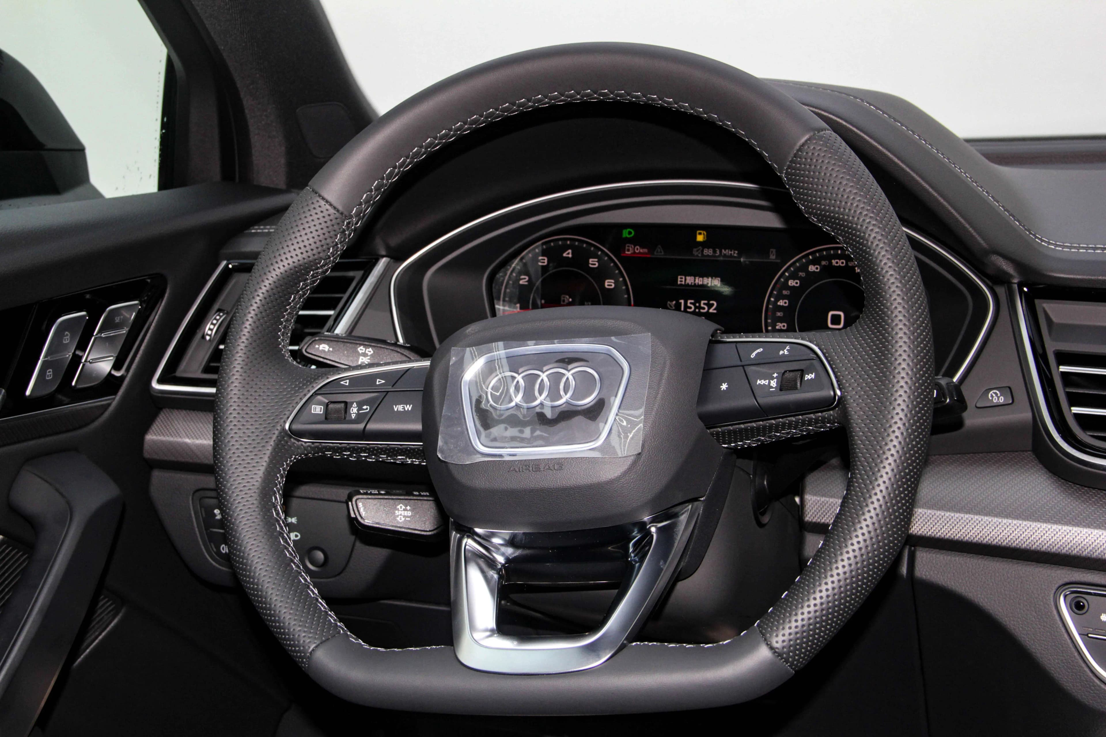 Audi Q5L 2025 г. — фото 20