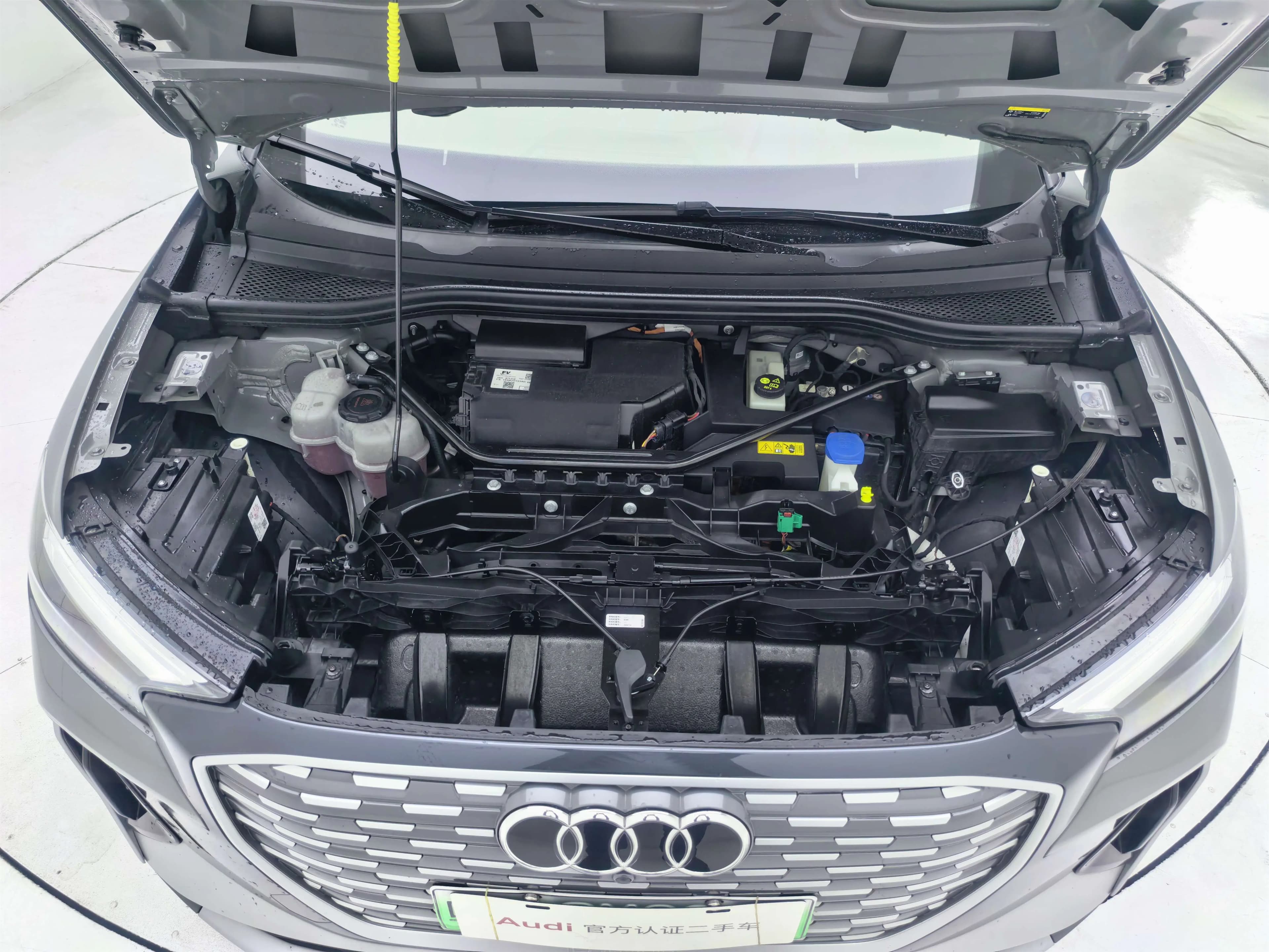 Audi Q4 e-tron 2024 г. 51088 км. — фото 7
