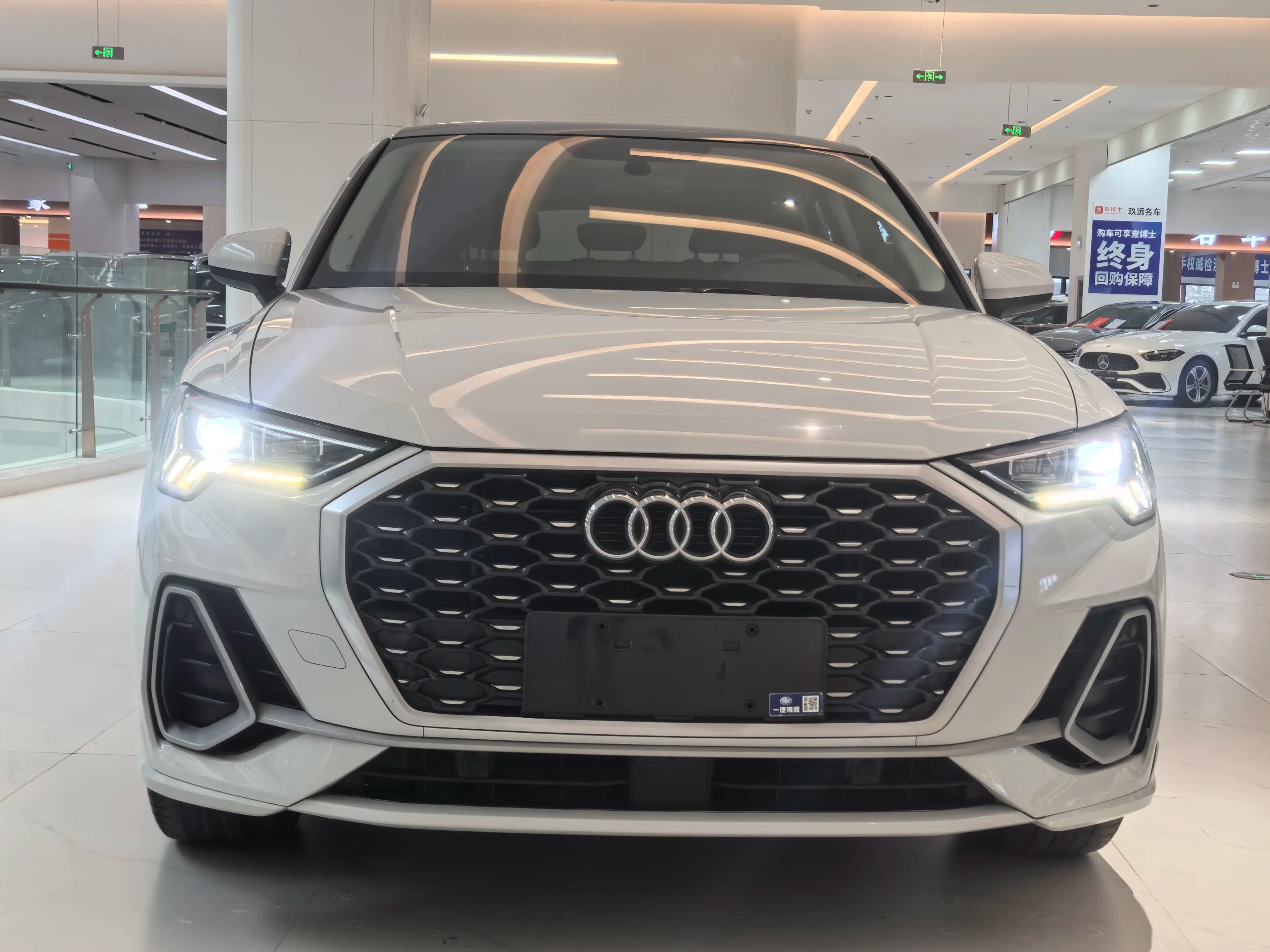 Audi Q3 Sportback 2021 г. 87009 км. — фото 2